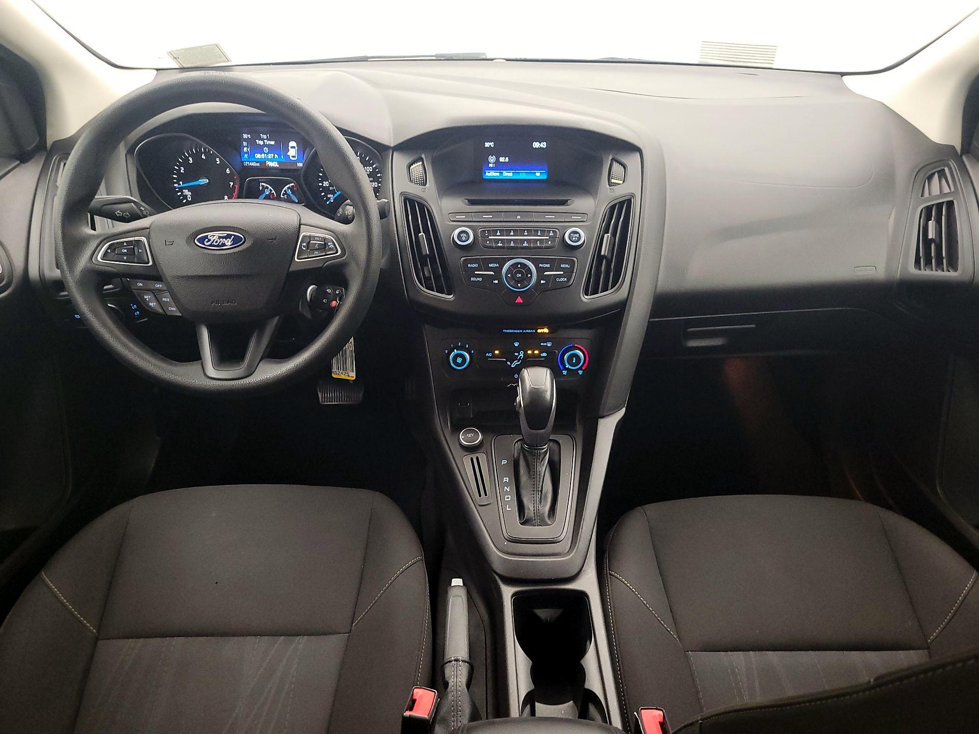 Thumbnail: 2015 Ford Focus - 9