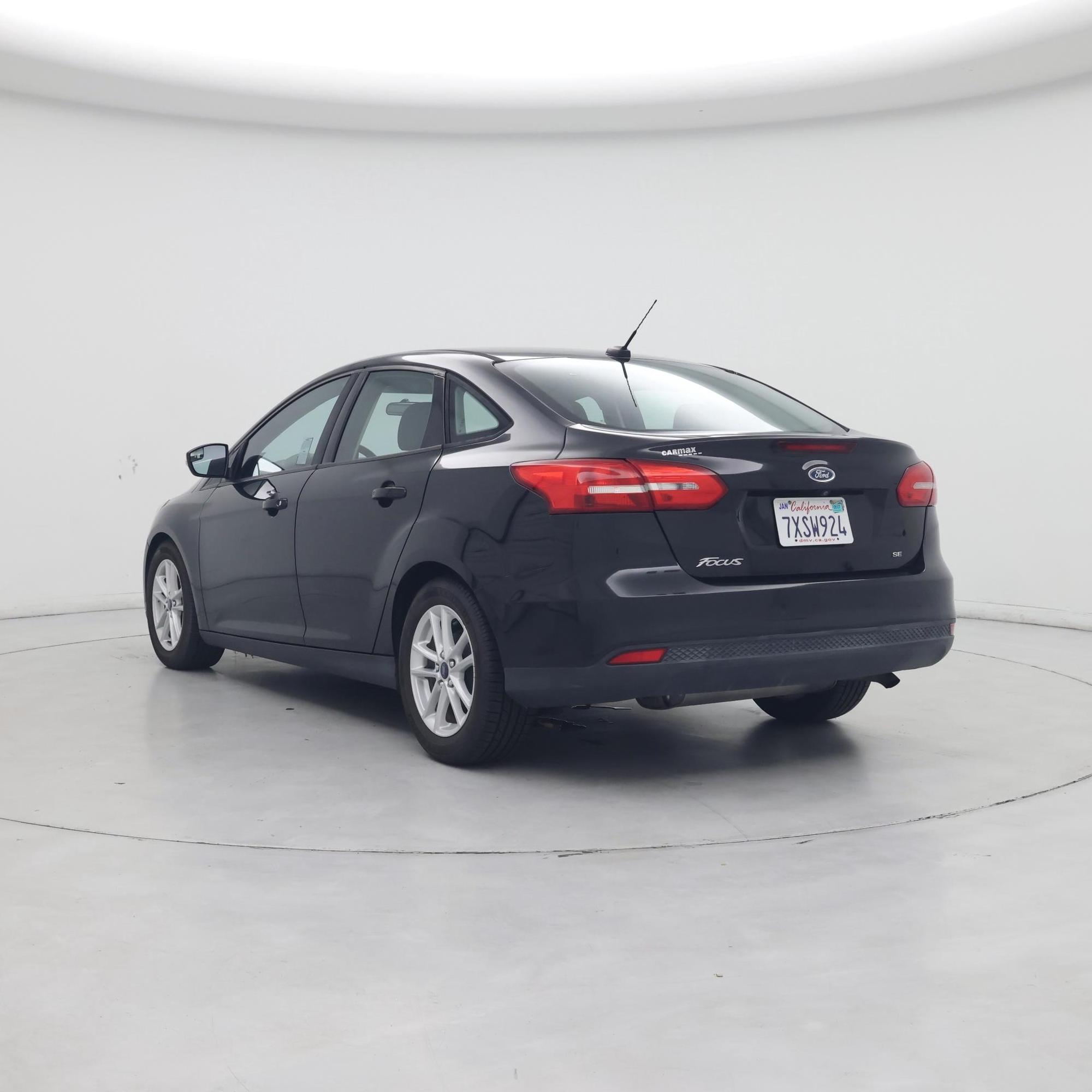 Thumbnail: 2015 Ford Focus - 2