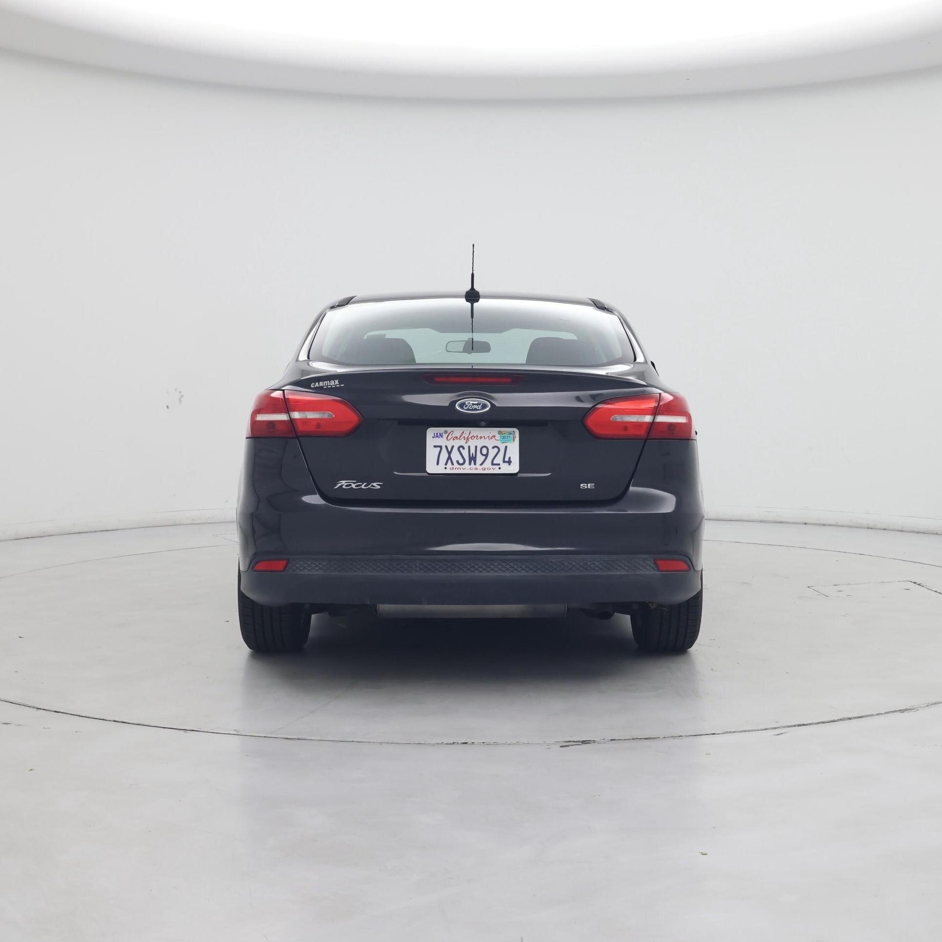 Thumbnail: 2015 Ford Focus - 6