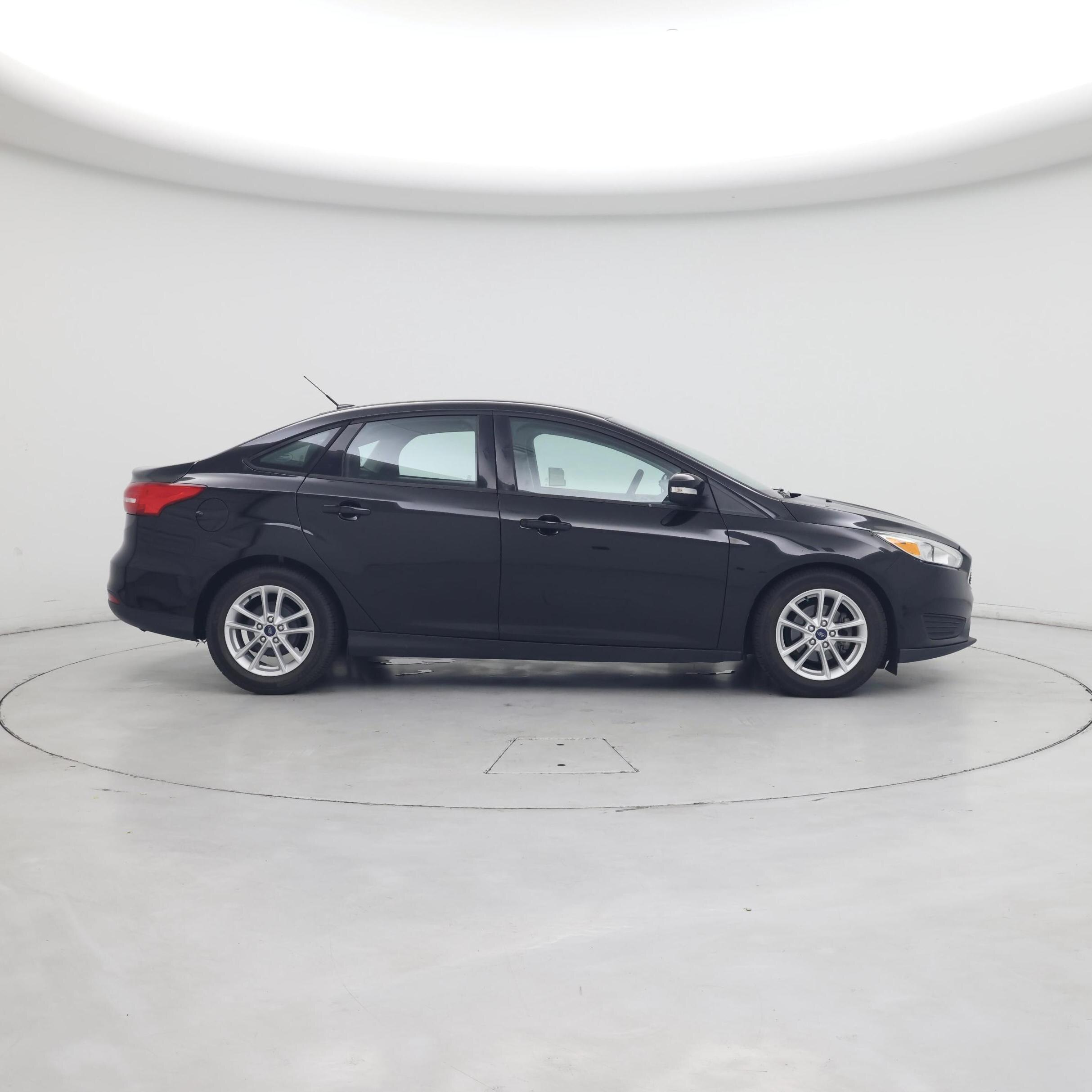 Thumbnail: 2015 Ford Focus - 7
