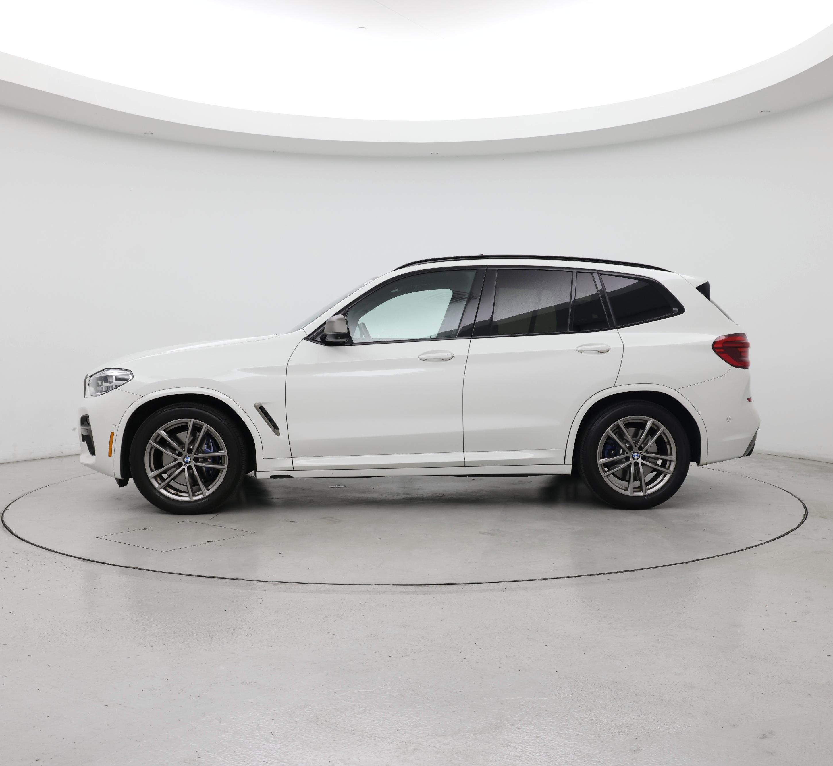 Thumbnail: 2021 BMW X3 - 3