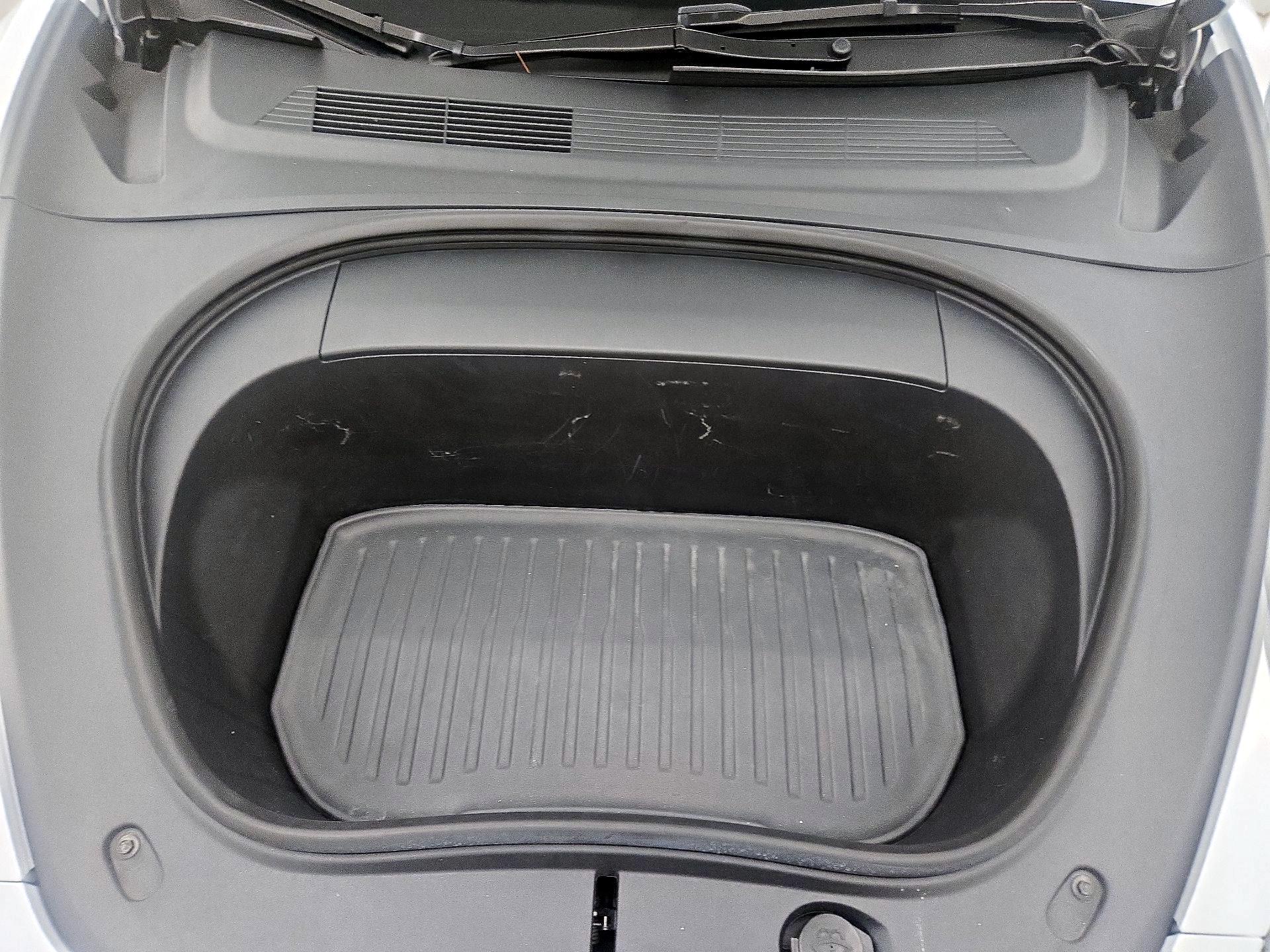 Thumbnail: 2024 Tesla Model 3 - 19