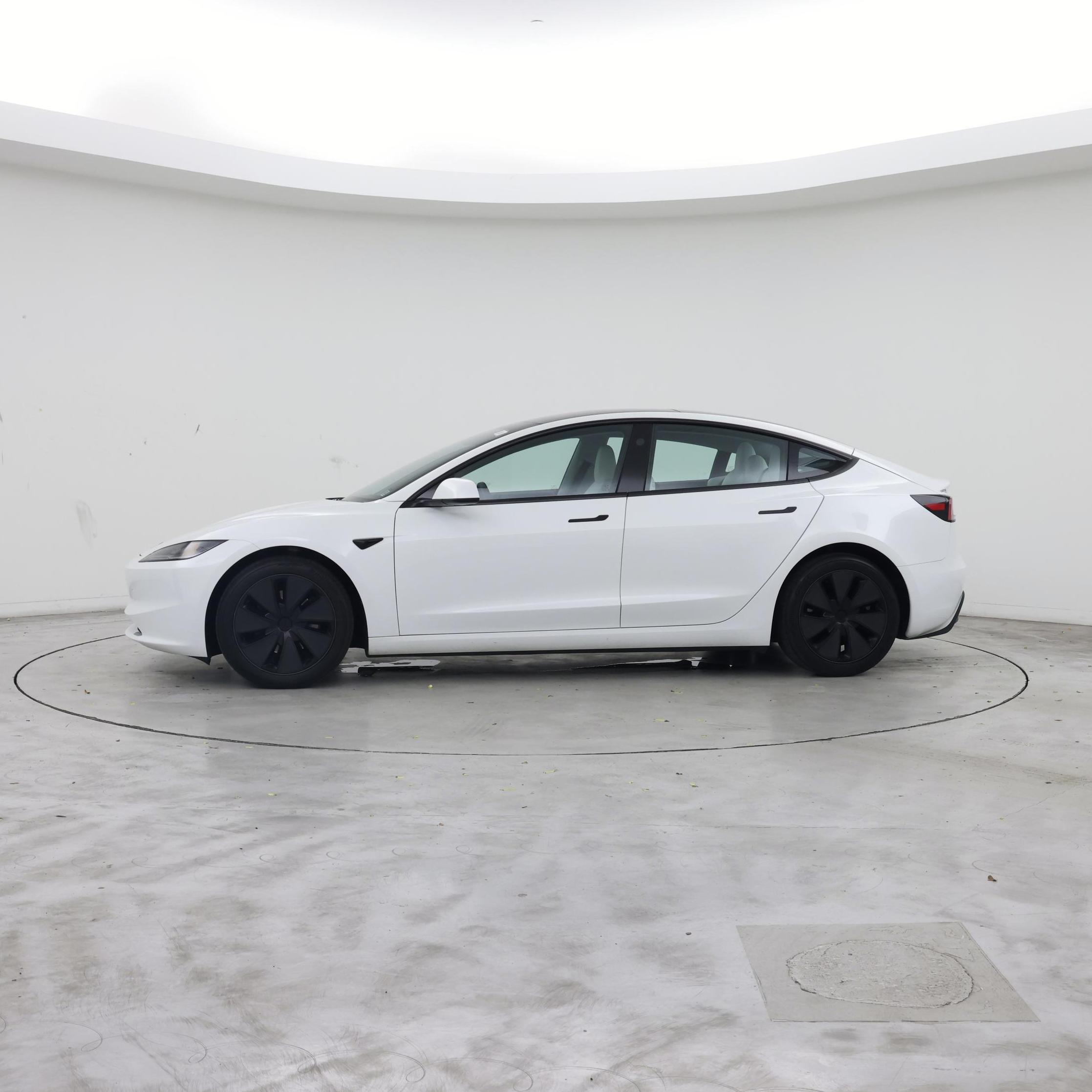 Thumbnail: 2024 Tesla Model 3 - 3
