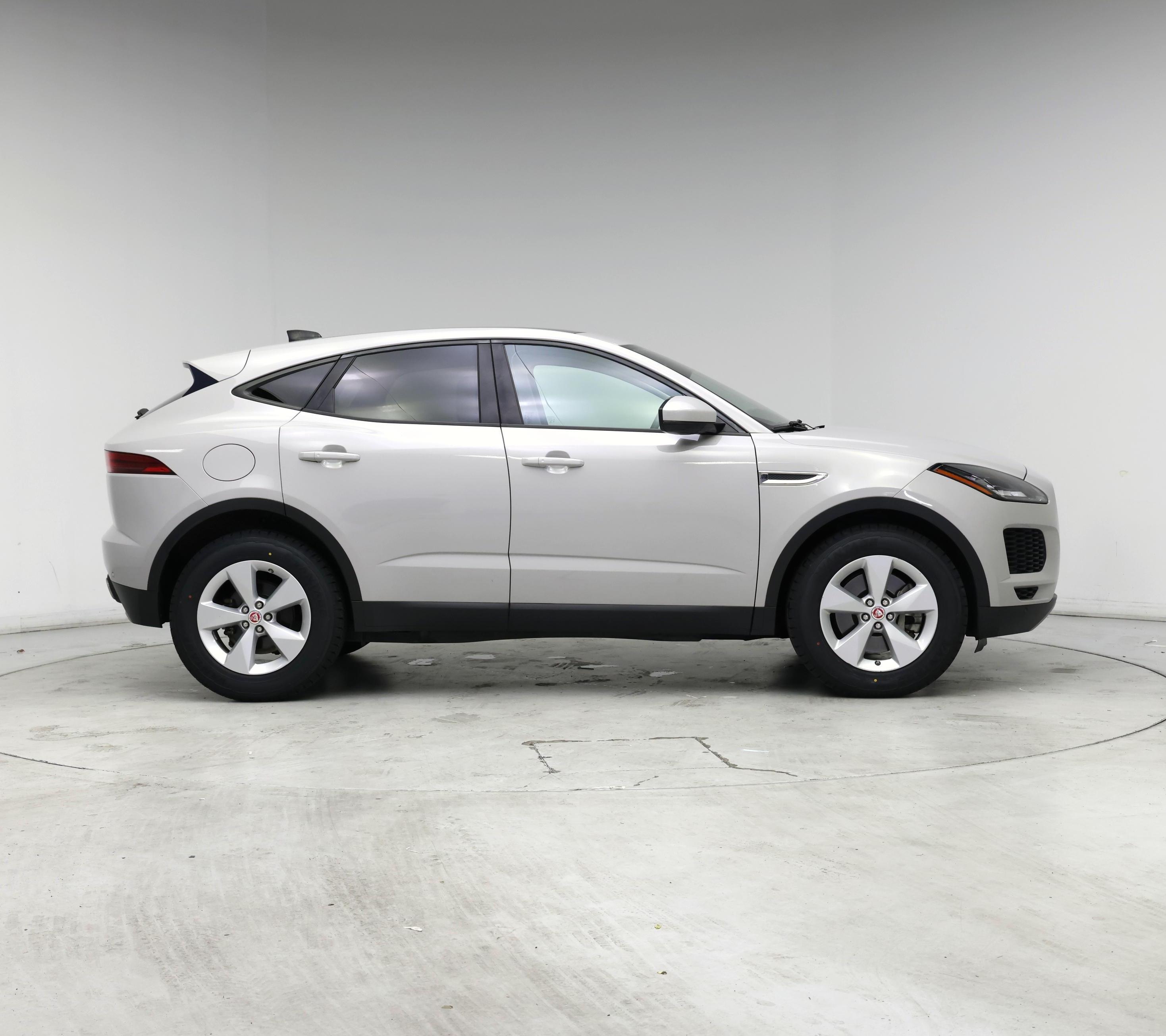 Thumbnail: 2020 Jaguar E-Pace - 7