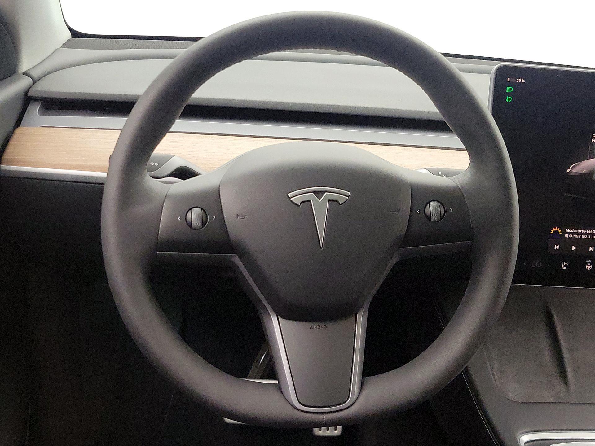 Thumbnail: 2022 Tesla Model Y - 10