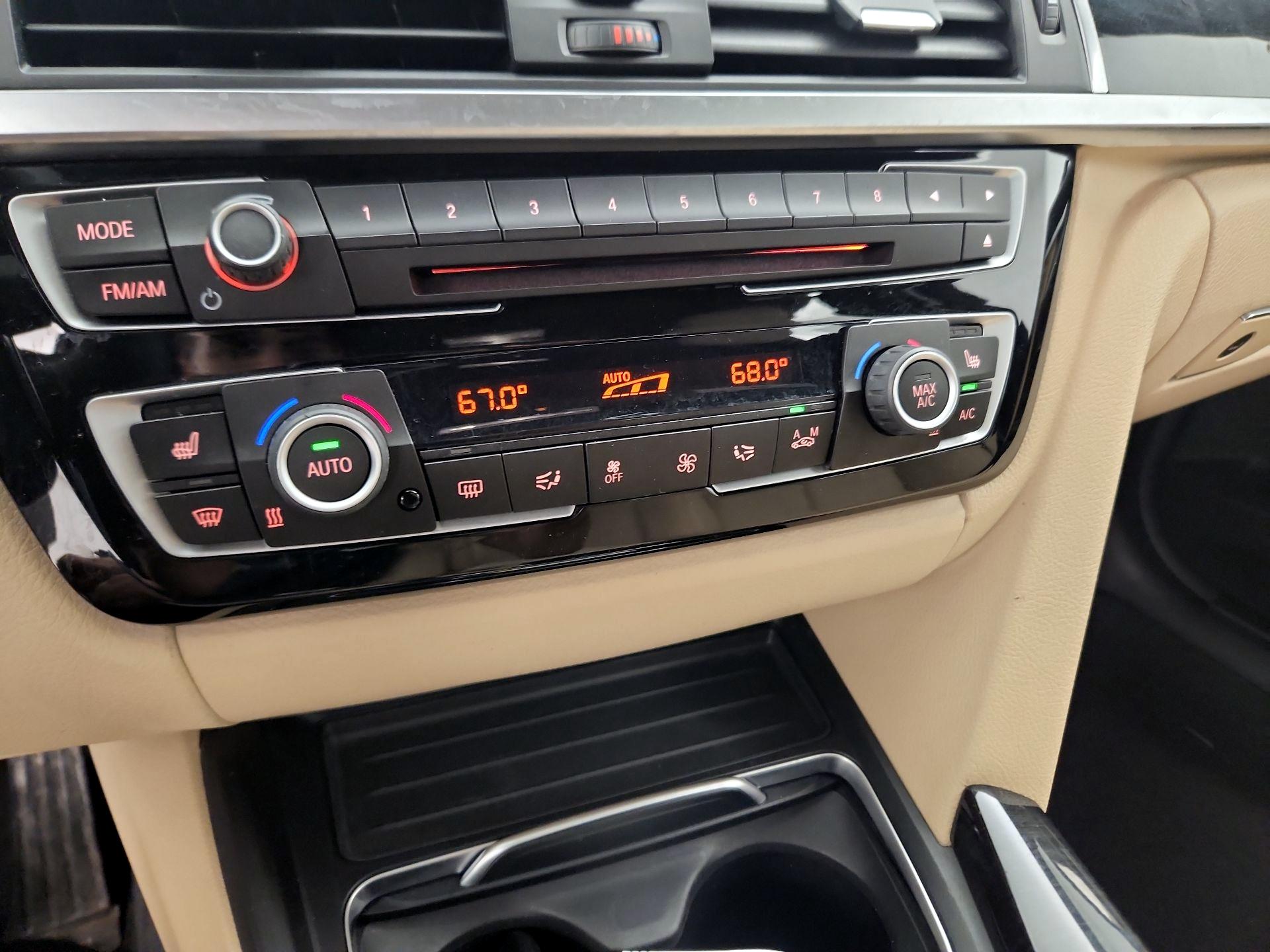 Thumbnail: 2018 BMW 3 Series - 16