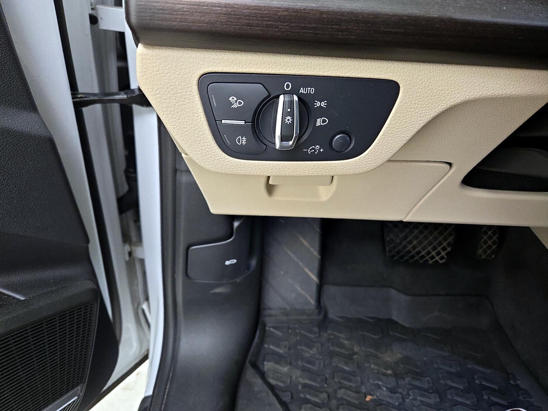 Thumbnail: 2023 Audi Q5 - 13