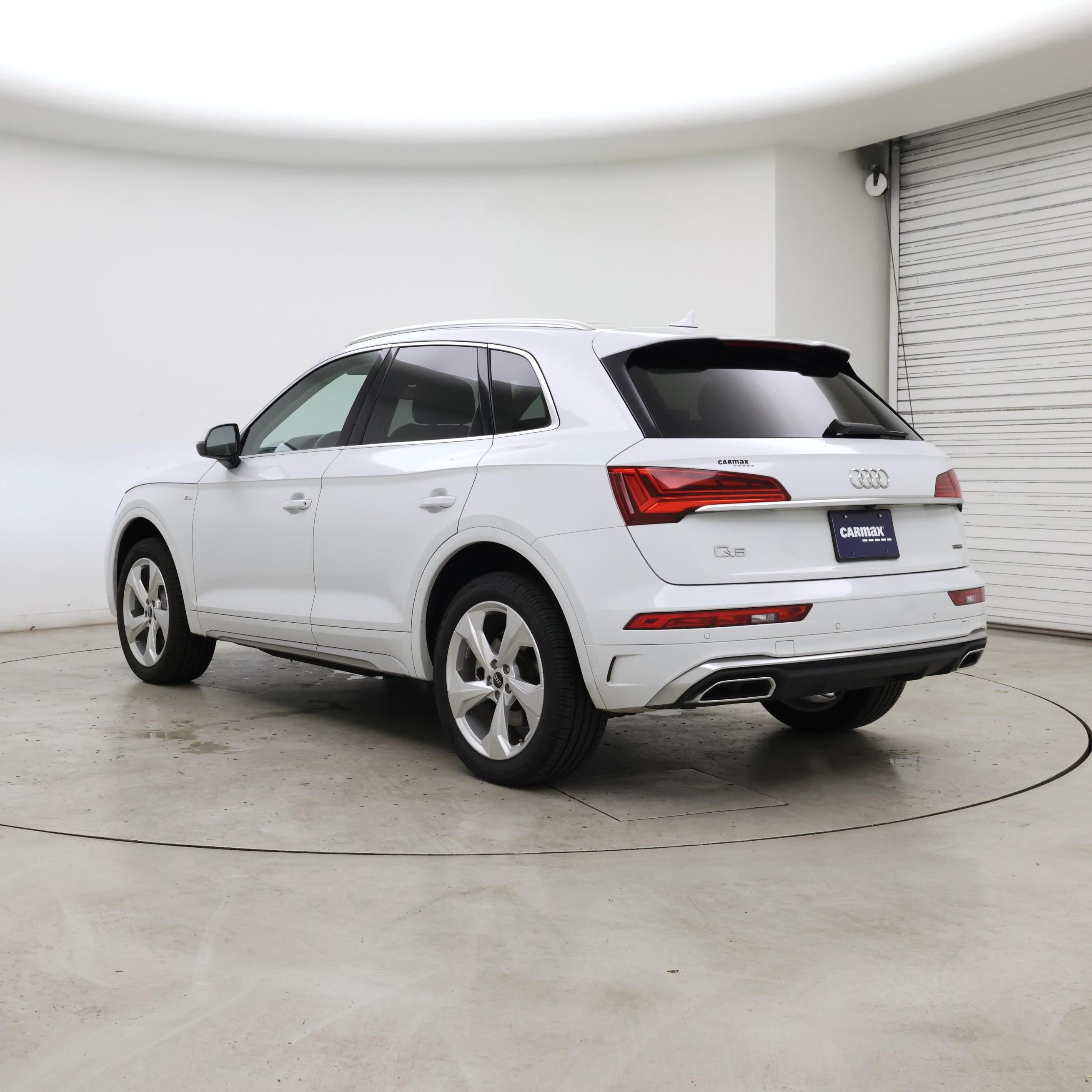 Thumbnail: 2023 Audi Q5 - 2