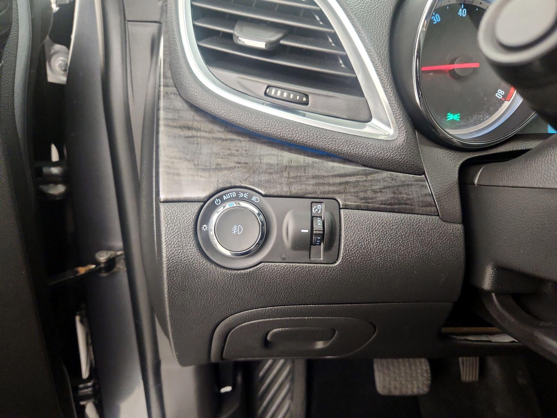 Thumbnail: 2015 Buick Encore - 13