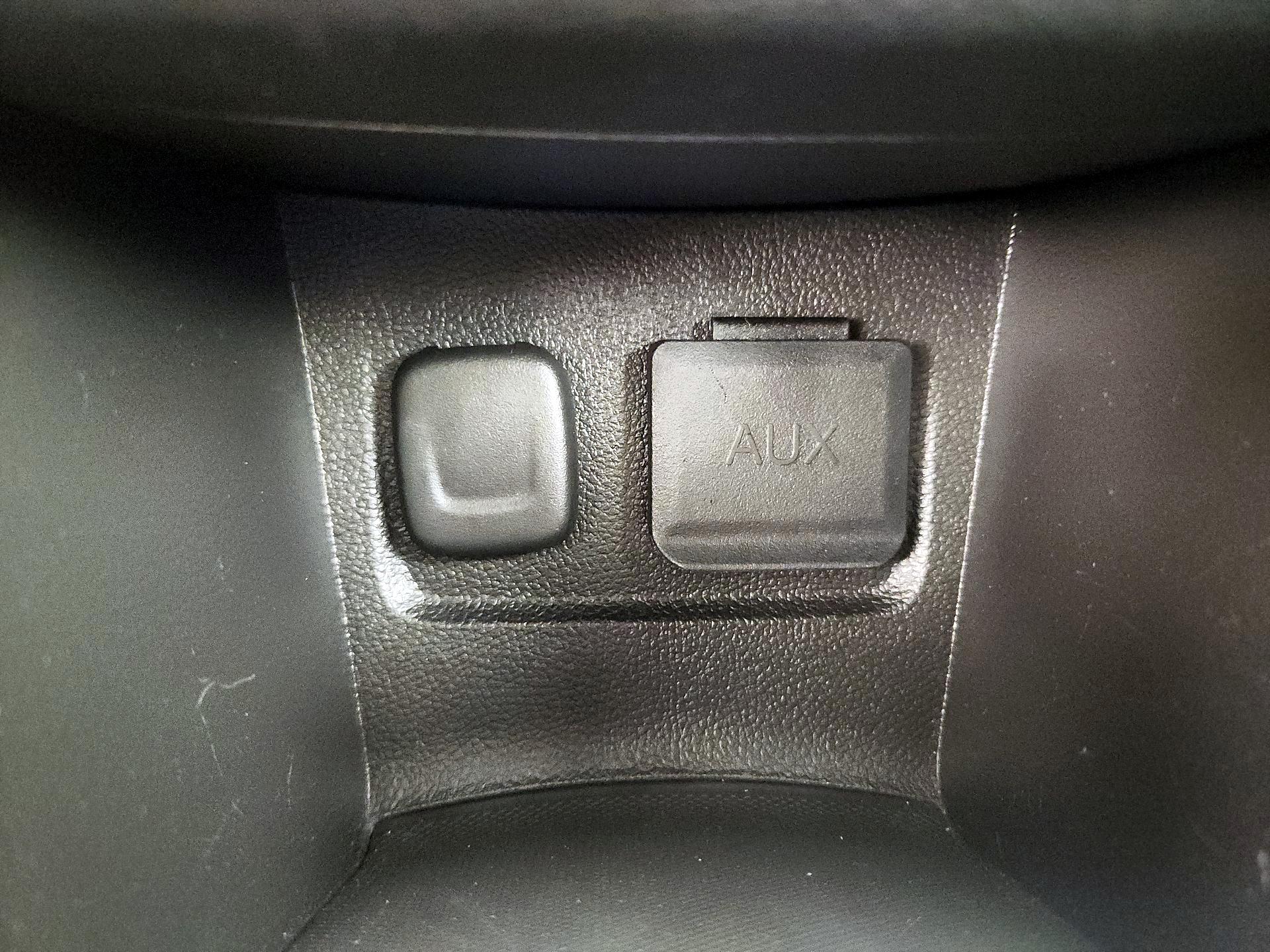 Thumbnail: 2015 Buick Encore - 18