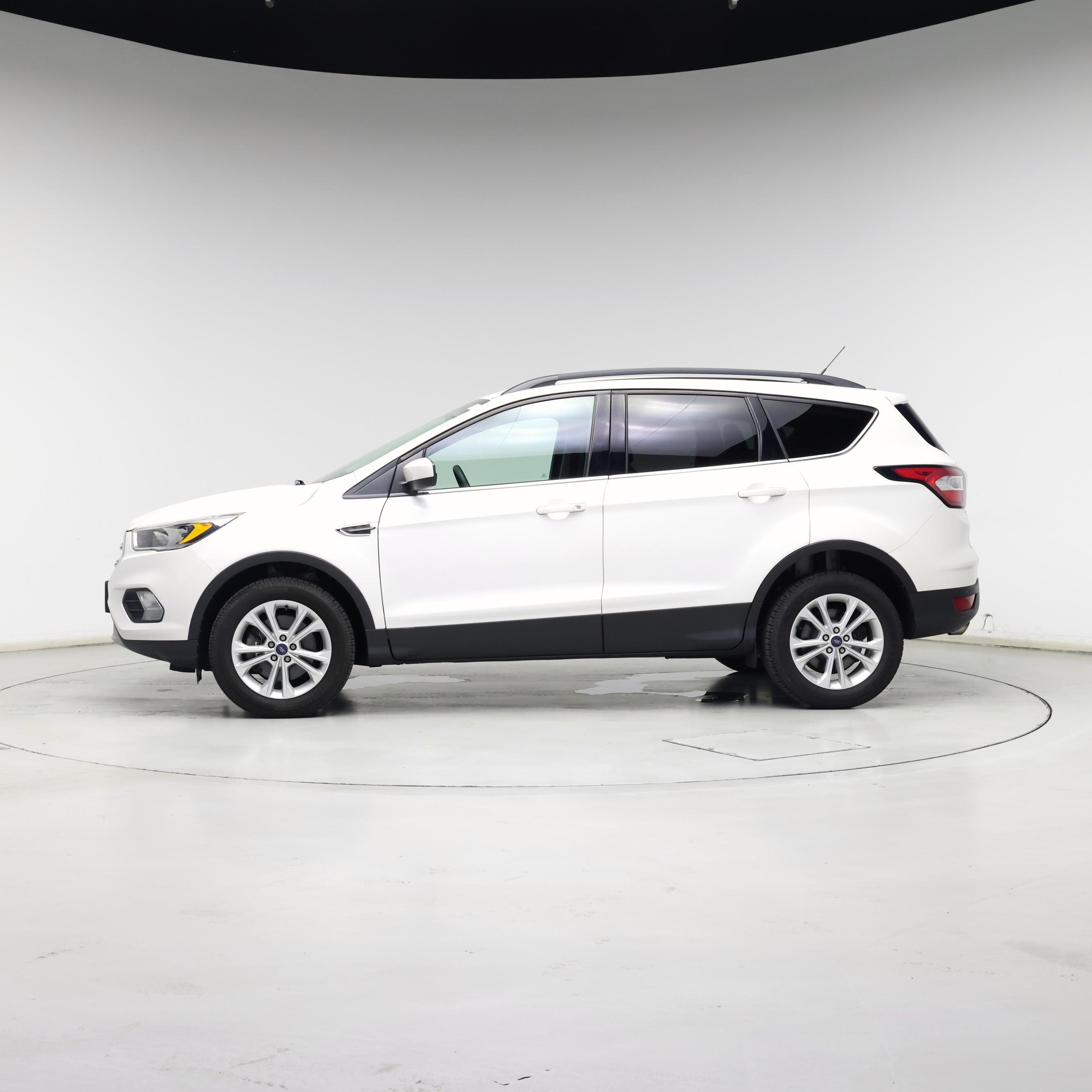 Thumbnail: 2018 Ford Escape - 3