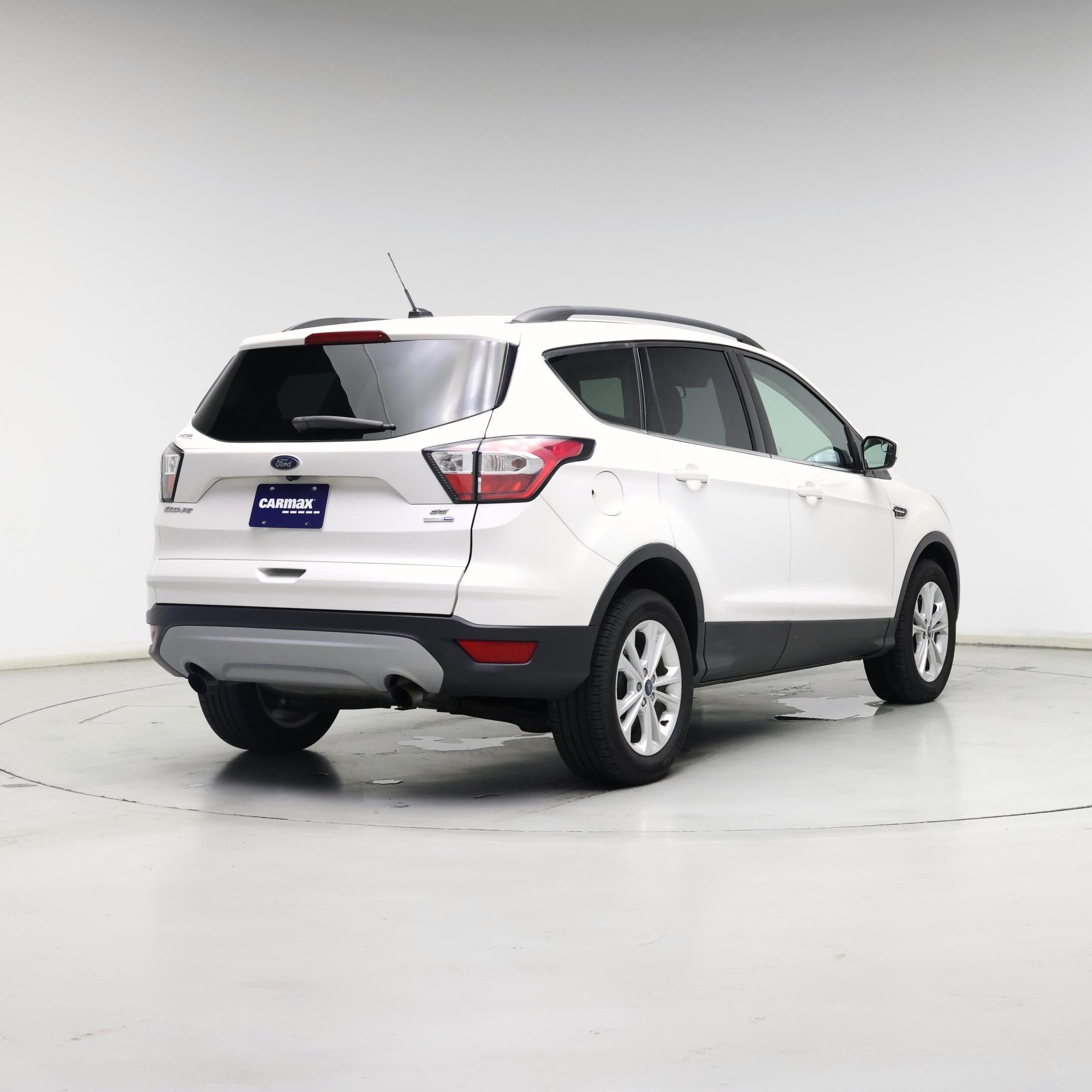Thumbnail: 2018 Ford Escape - 8
