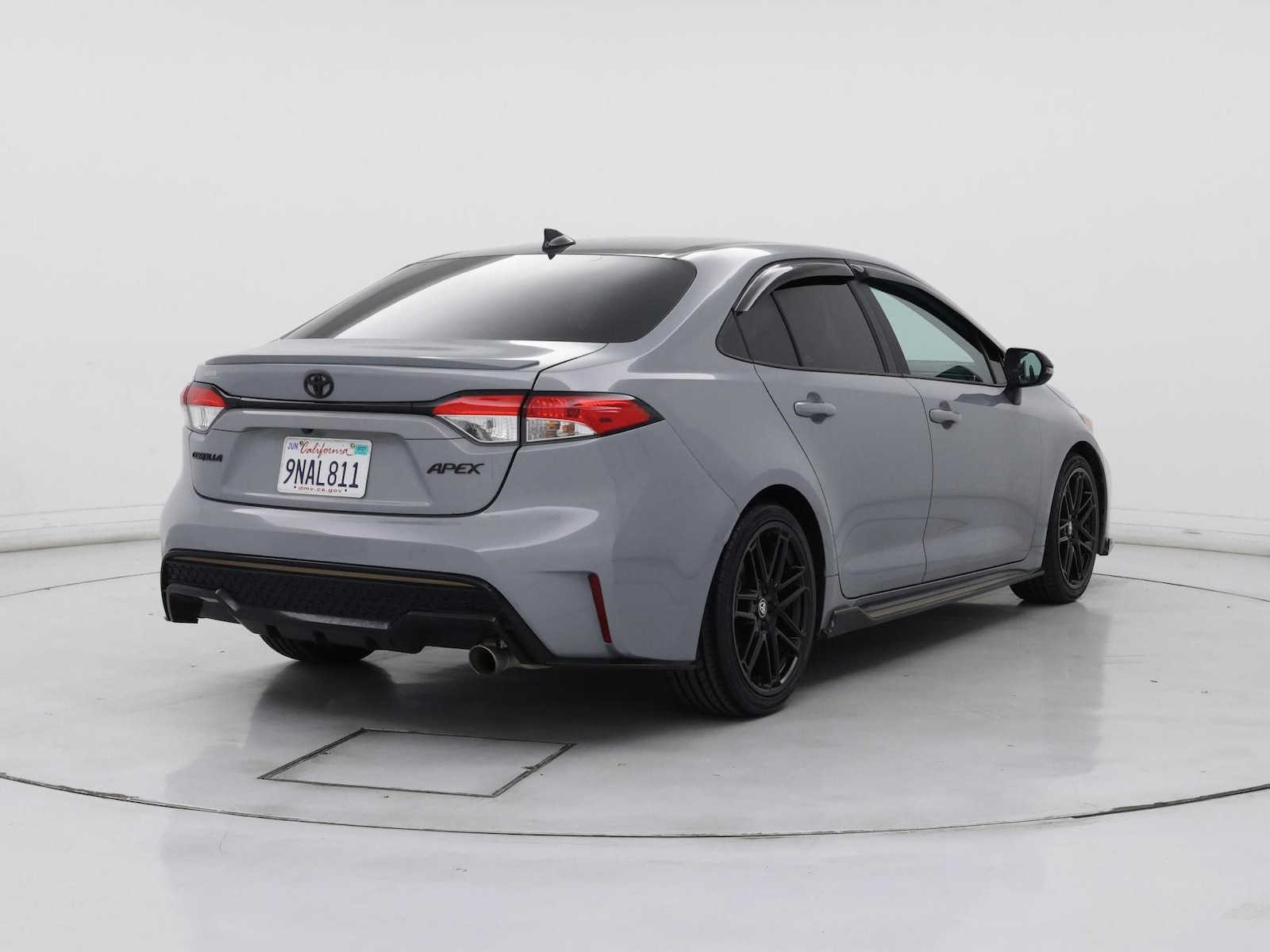 2021 Toyota Corolla SE - Photo 9