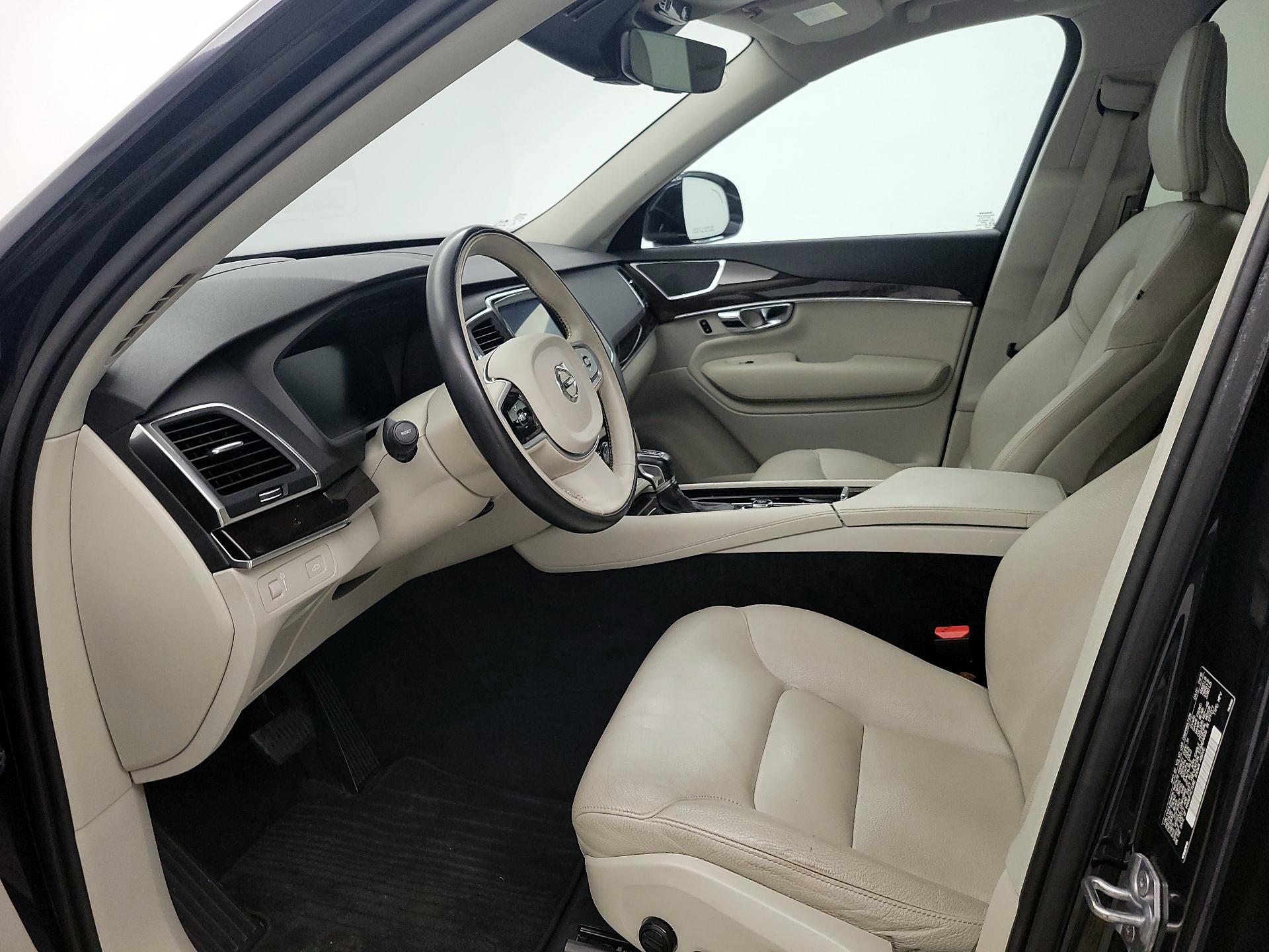 Thumbnail: 2019 Volvo XC90 - 11