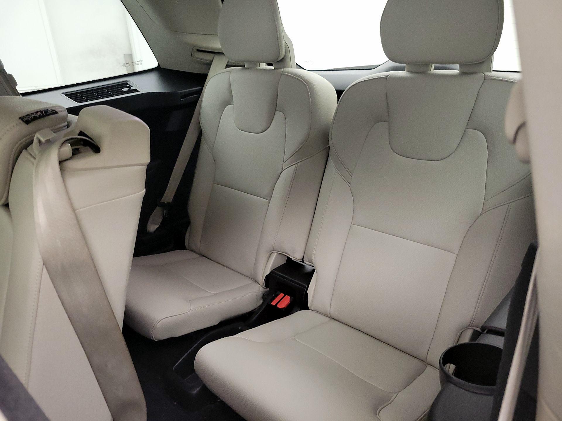 Thumbnail: 2019 Volvo XC90 - 20