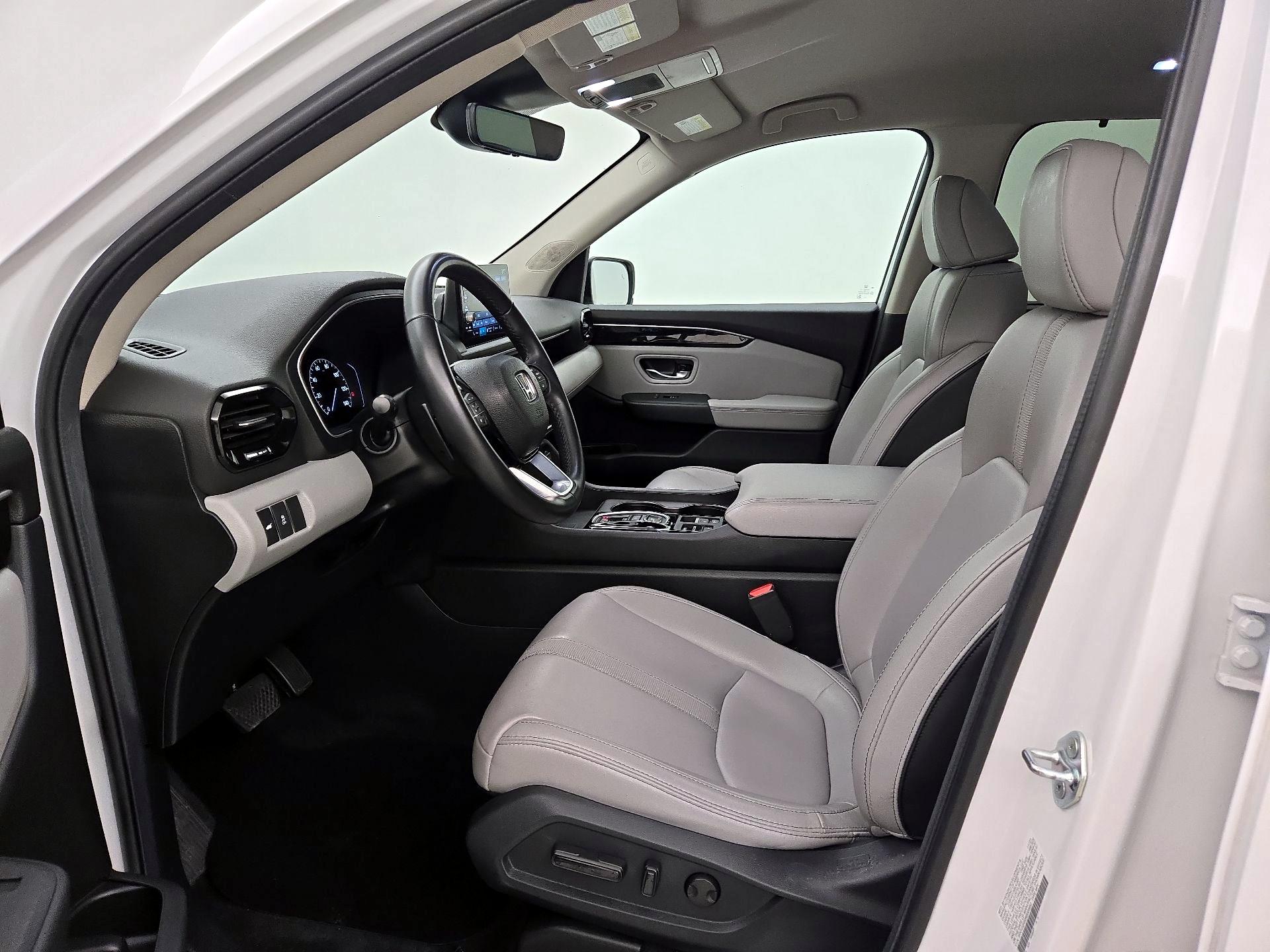 Thumbnail: 2024 Honda Pilot - 11