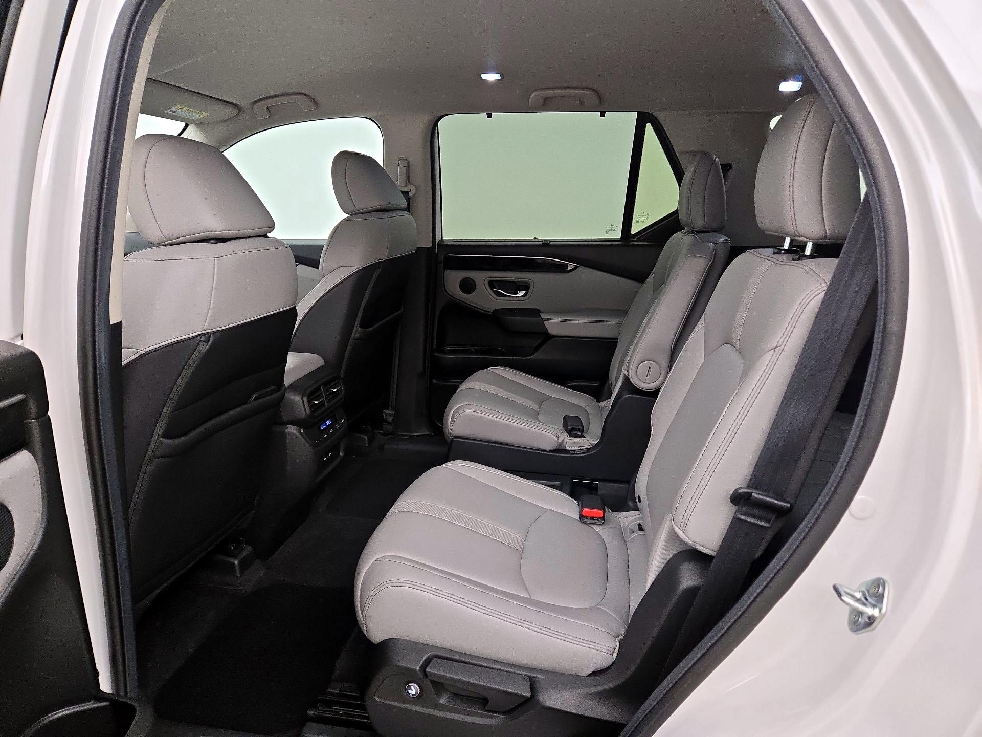 Thumbnail: 2024 Honda Pilot - 19