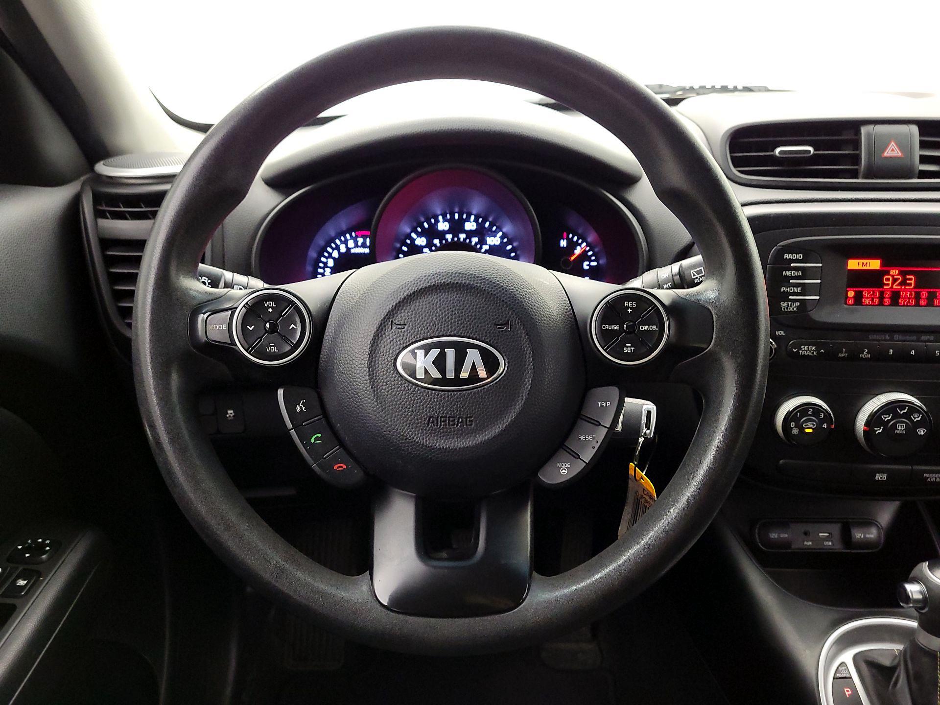 Thumbnail: 2015 Kia Soul - 10