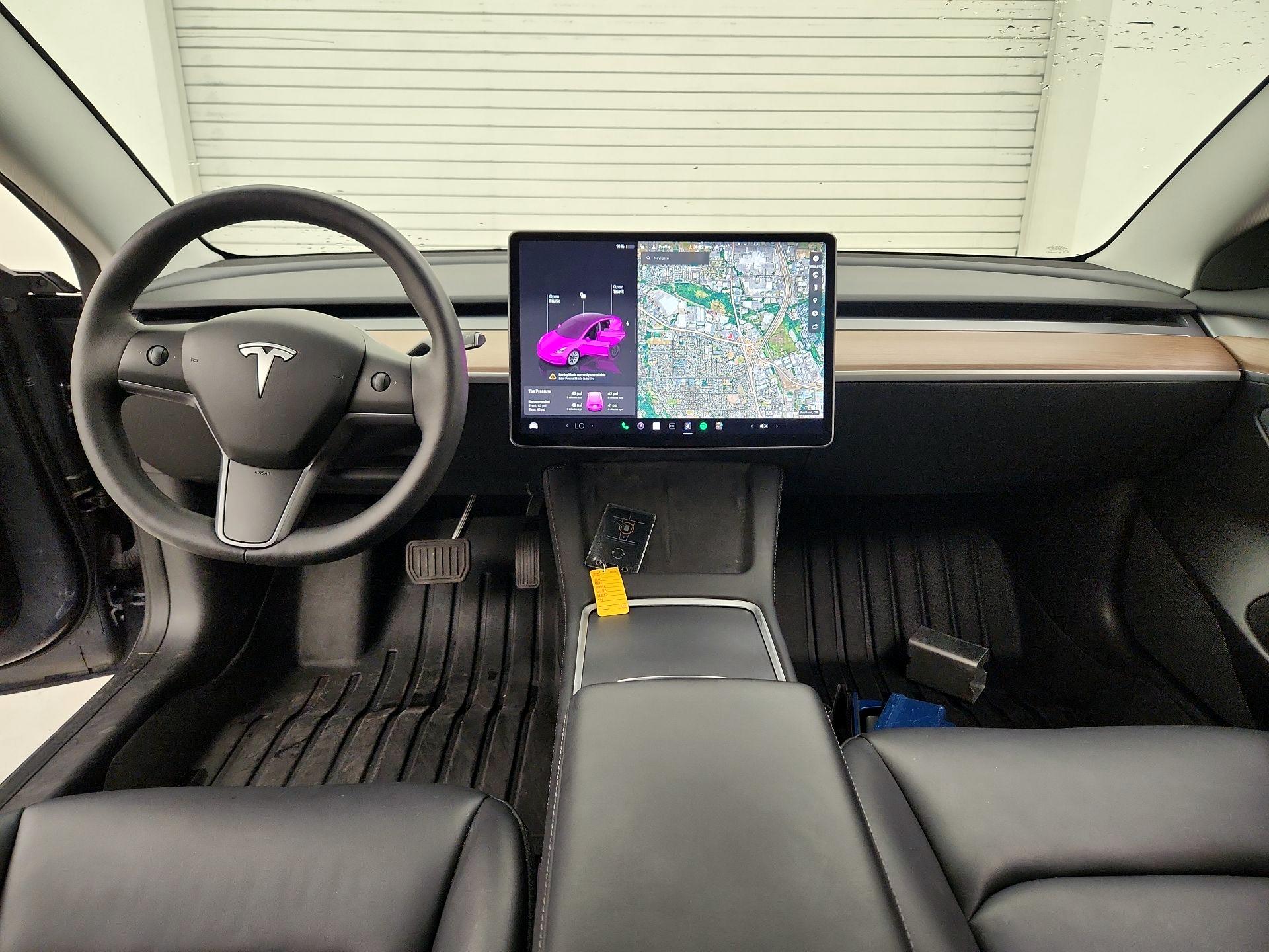 Thumbnail: 2023 Tesla Model 3 - 9