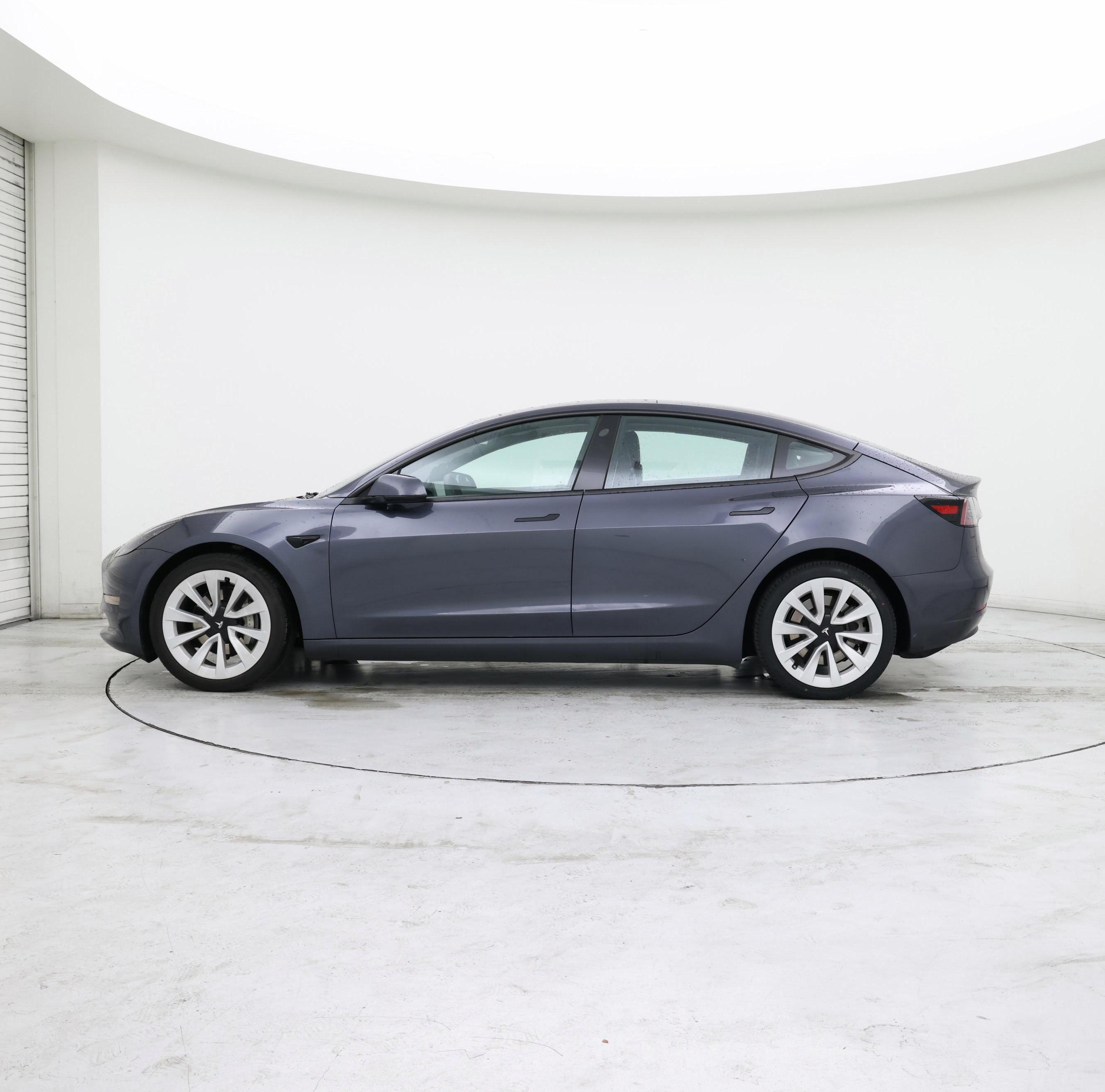 Thumbnail: 2023 Tesla Model 3 - 3