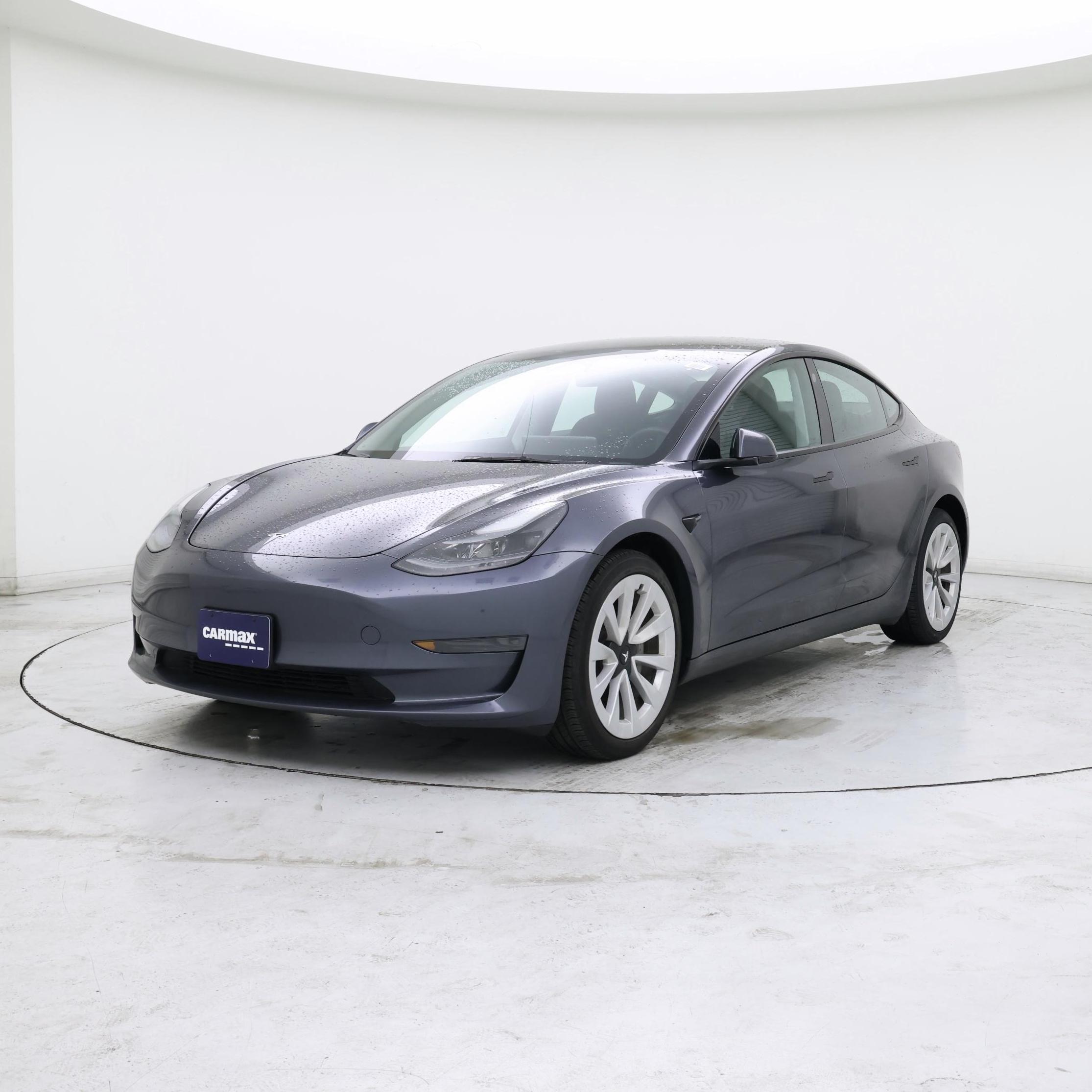 Thumbnail: 2023 Tesla Model 3 - 4