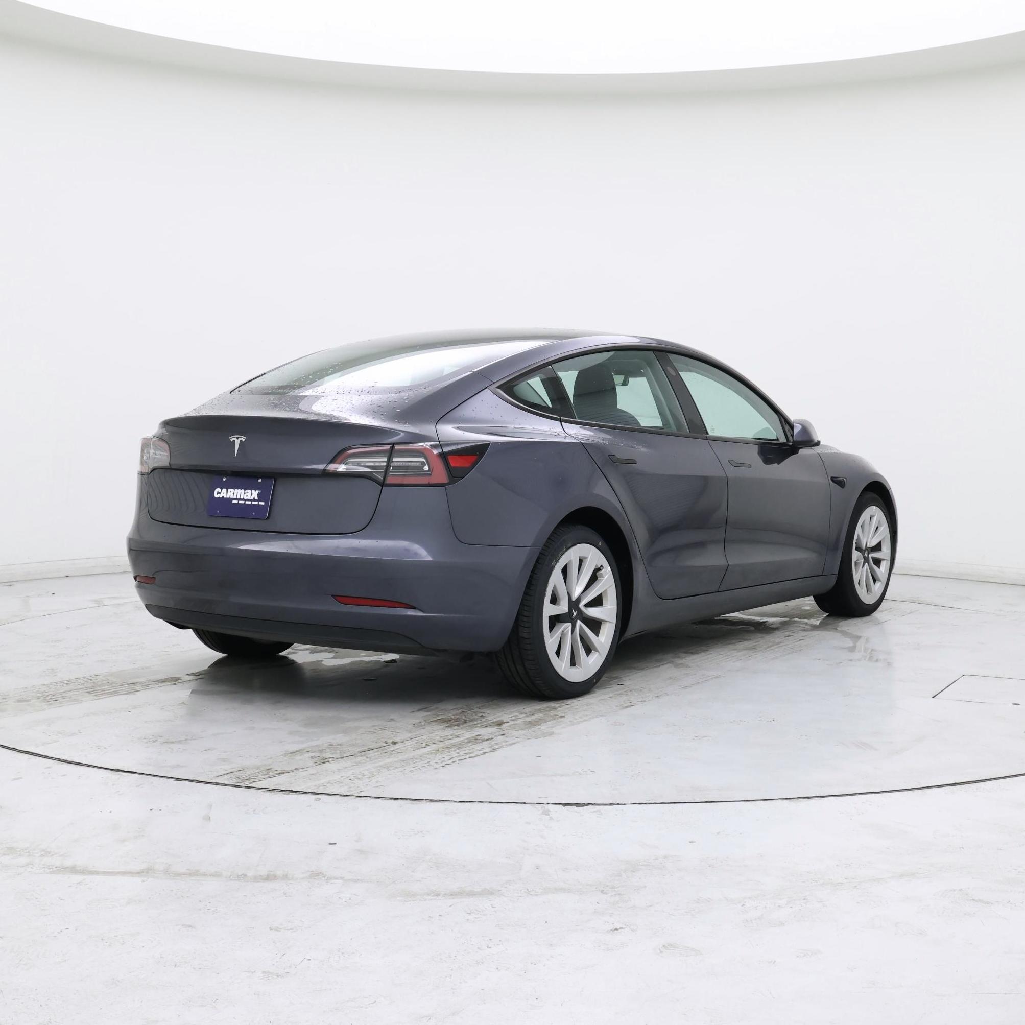 Thumbnail: 2023 Tesla Model 3 - 8