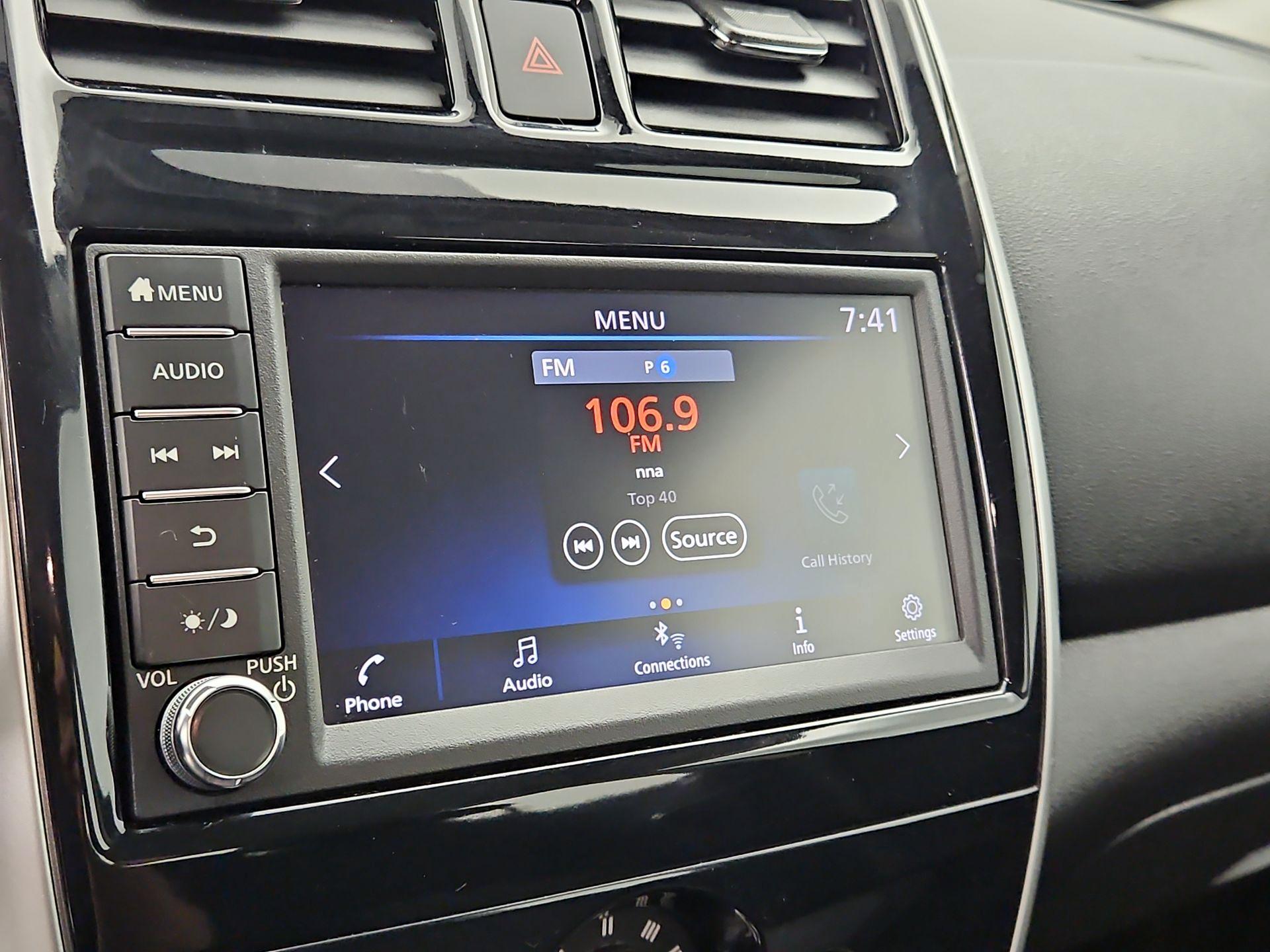 Thumbnail: 2019 Nissan Versa - 15