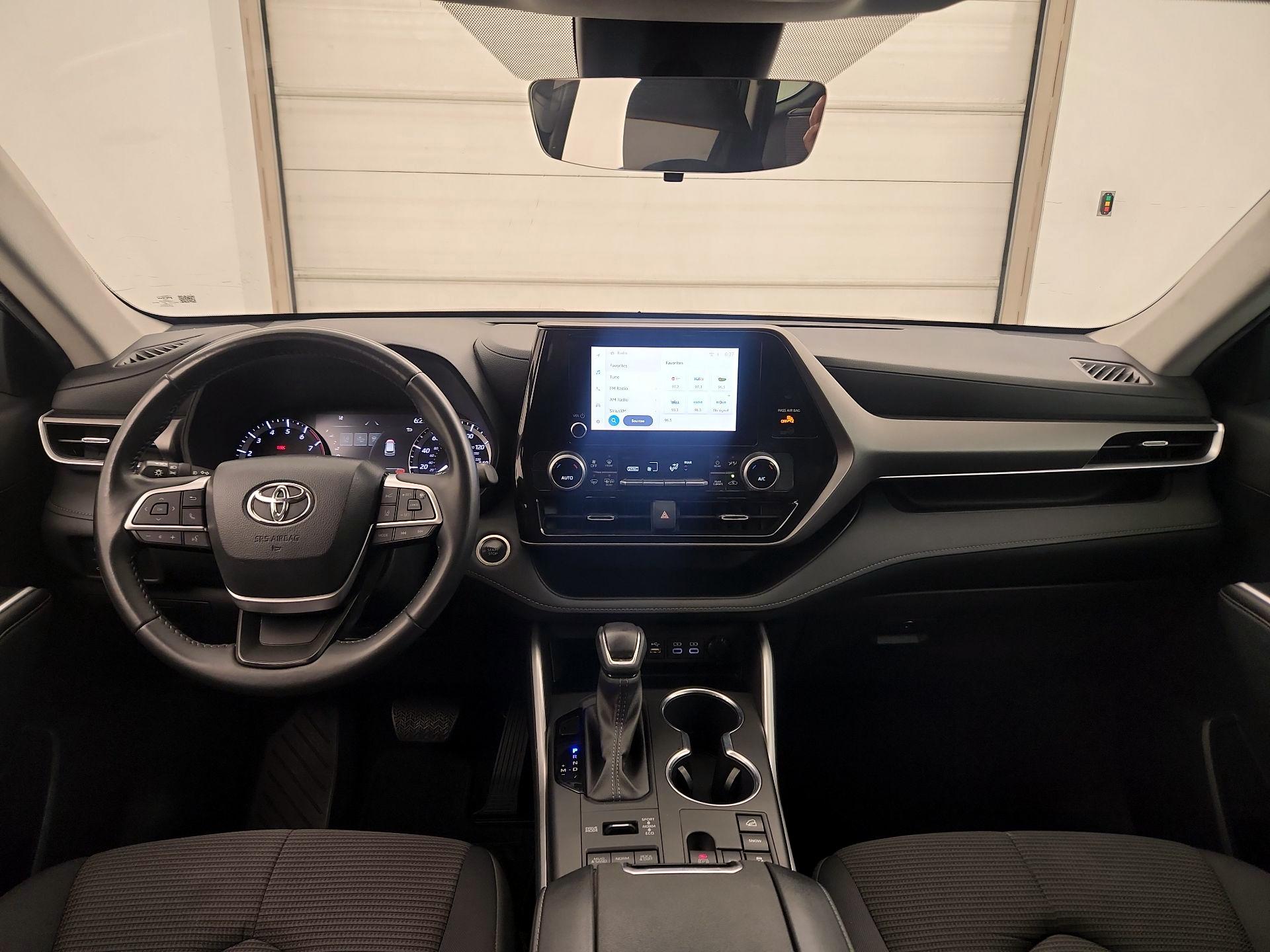 Thumbnail: 2024 Toyota Highlander - 9