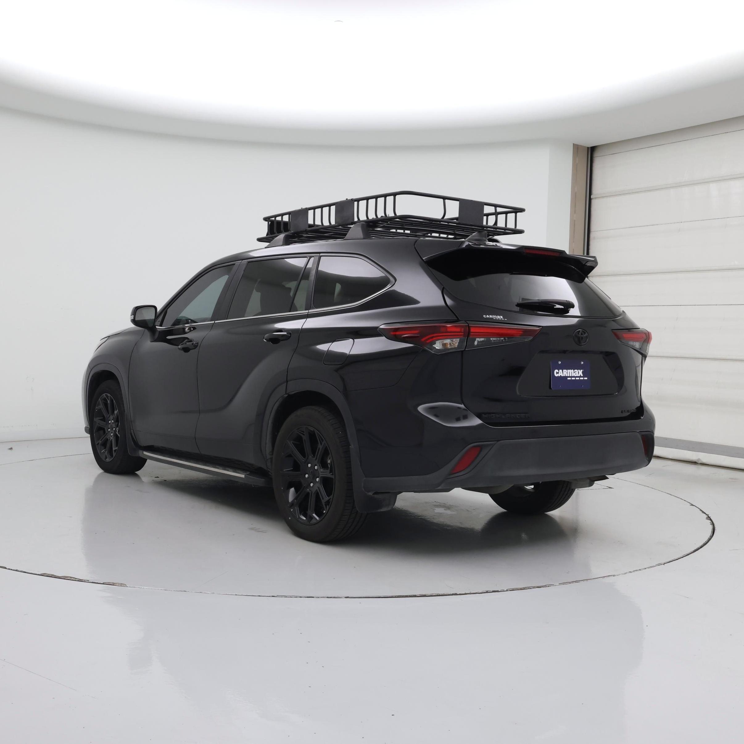 Thumbnail: 2024 Toyota Highlander - 2