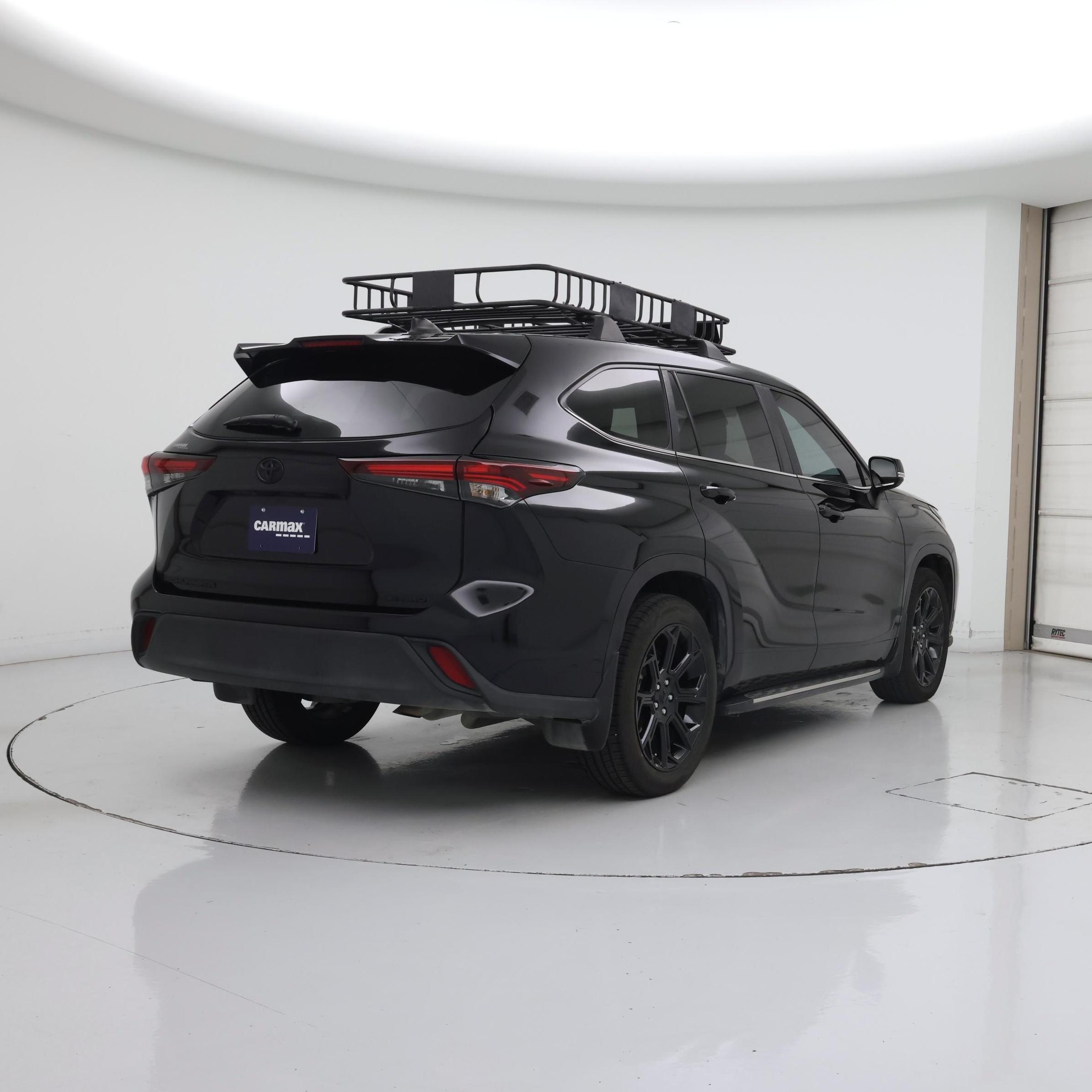 Thumbnail: 2024 Toyota Highlander - 8