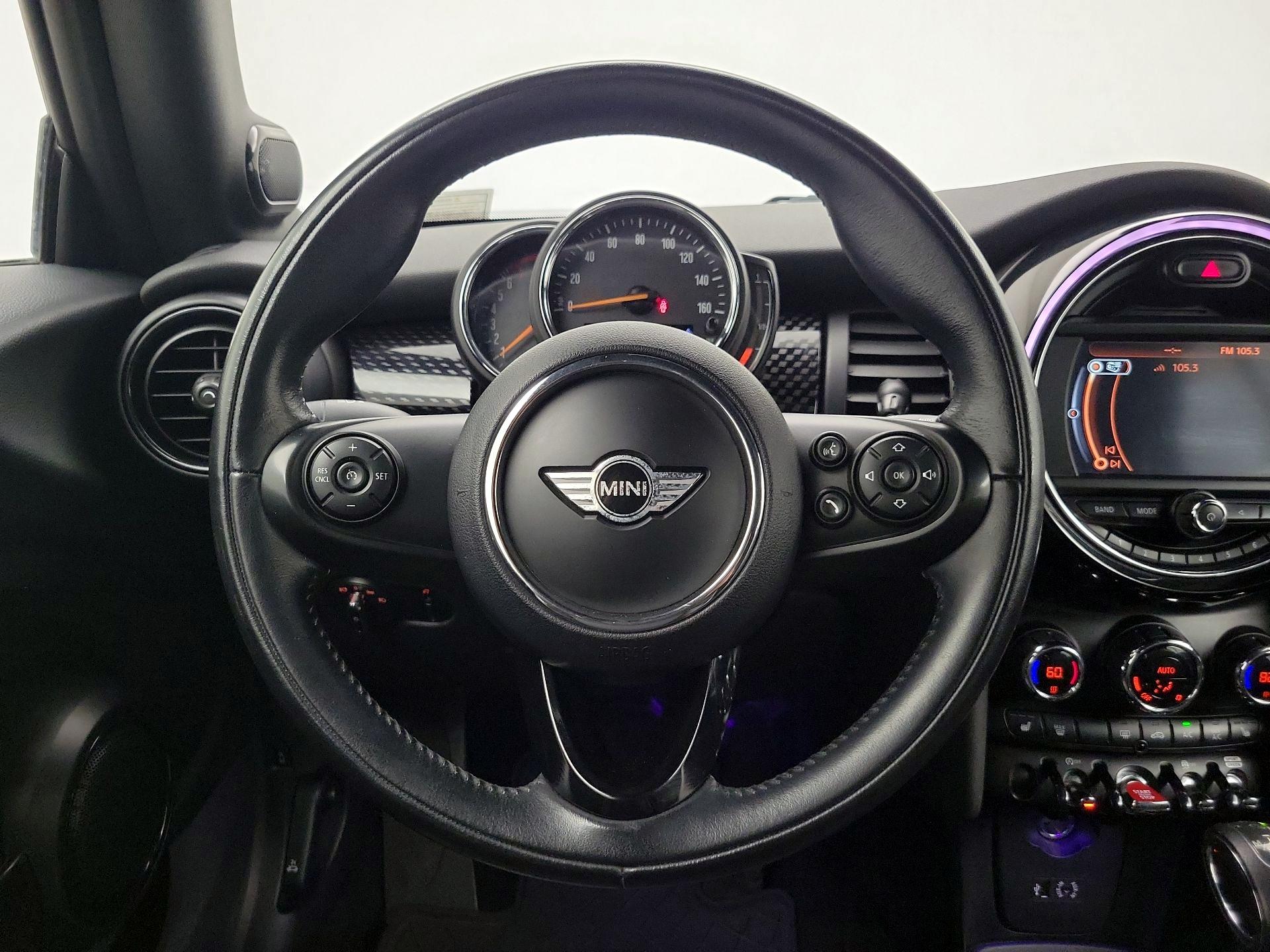 Thumbnail: 2018 MINI Cooper - 10