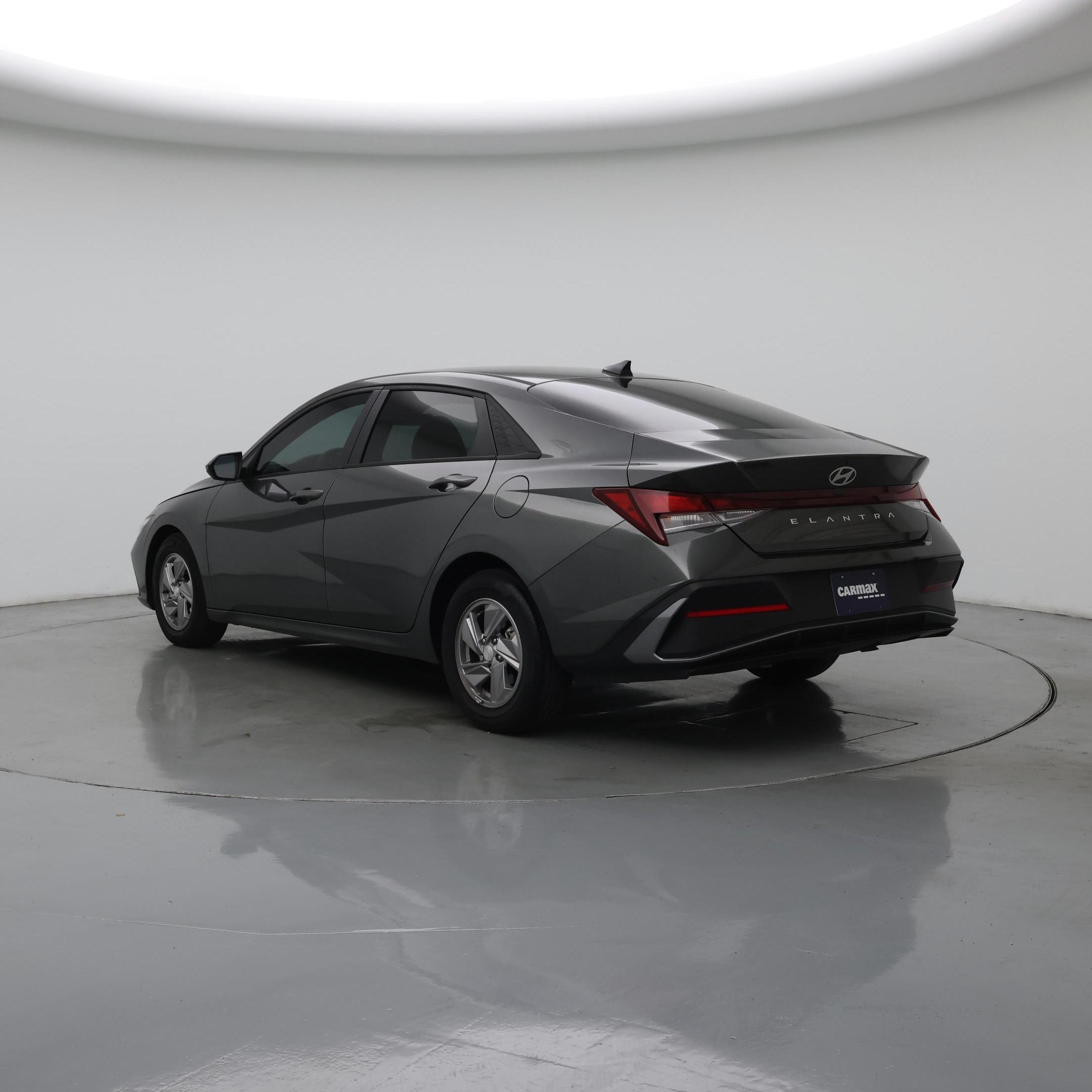 Thumbnail: 2024 Hyundai Elantra - 2