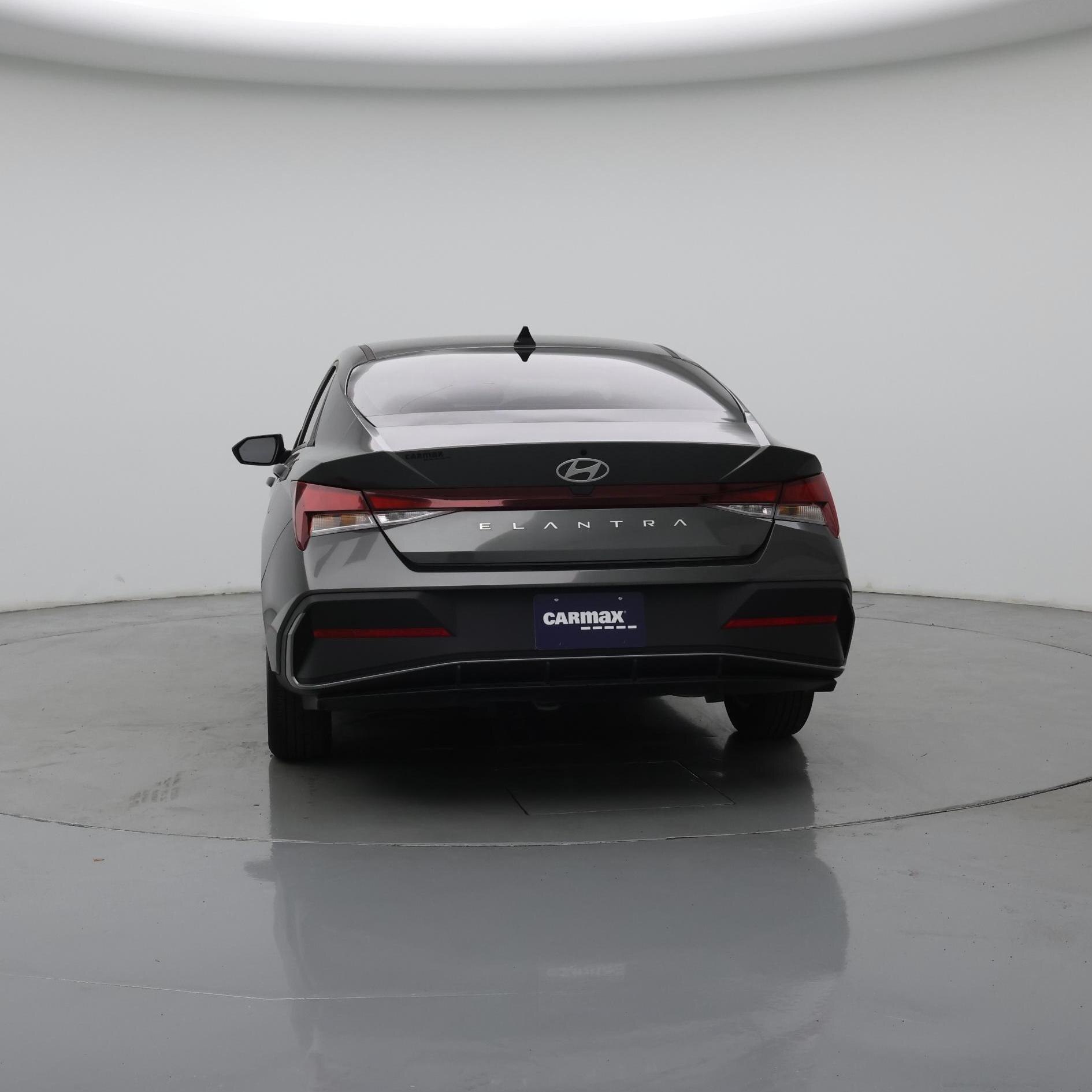 Thumbnail: 2024 Hyundai Elantra - 6