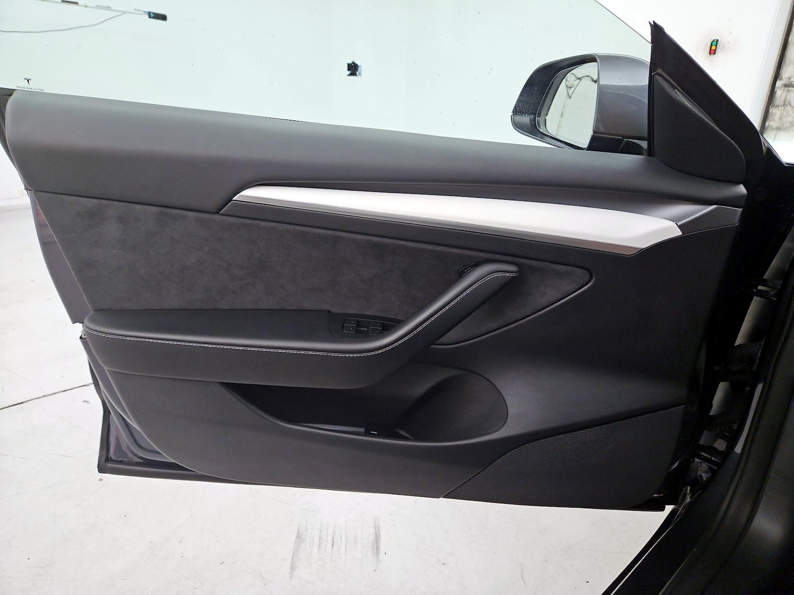 2022 Tesla Model 3 Long Range - Photo 13