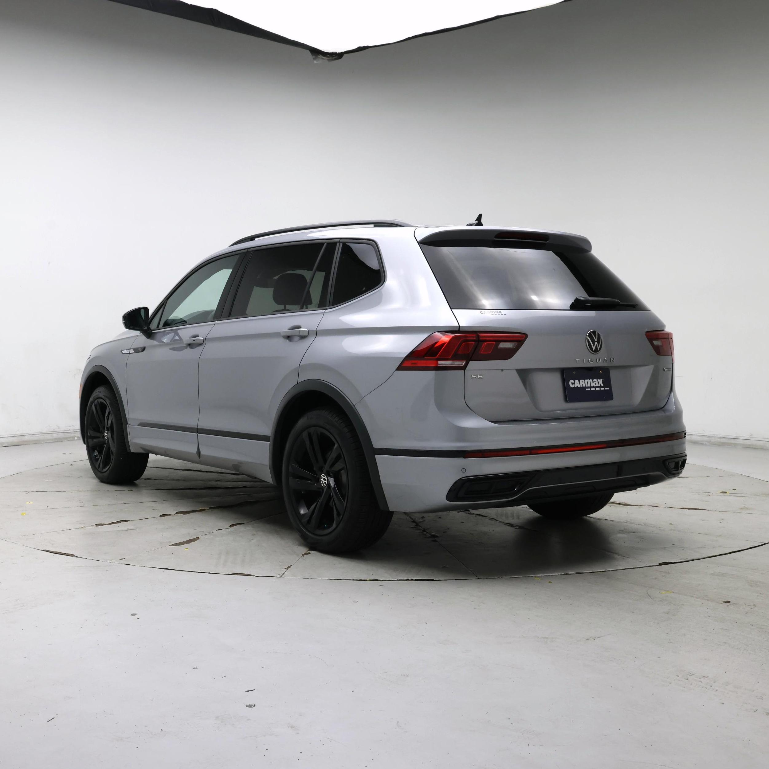 Thumbnail: 2024 Volkswagen Tiguan - 2