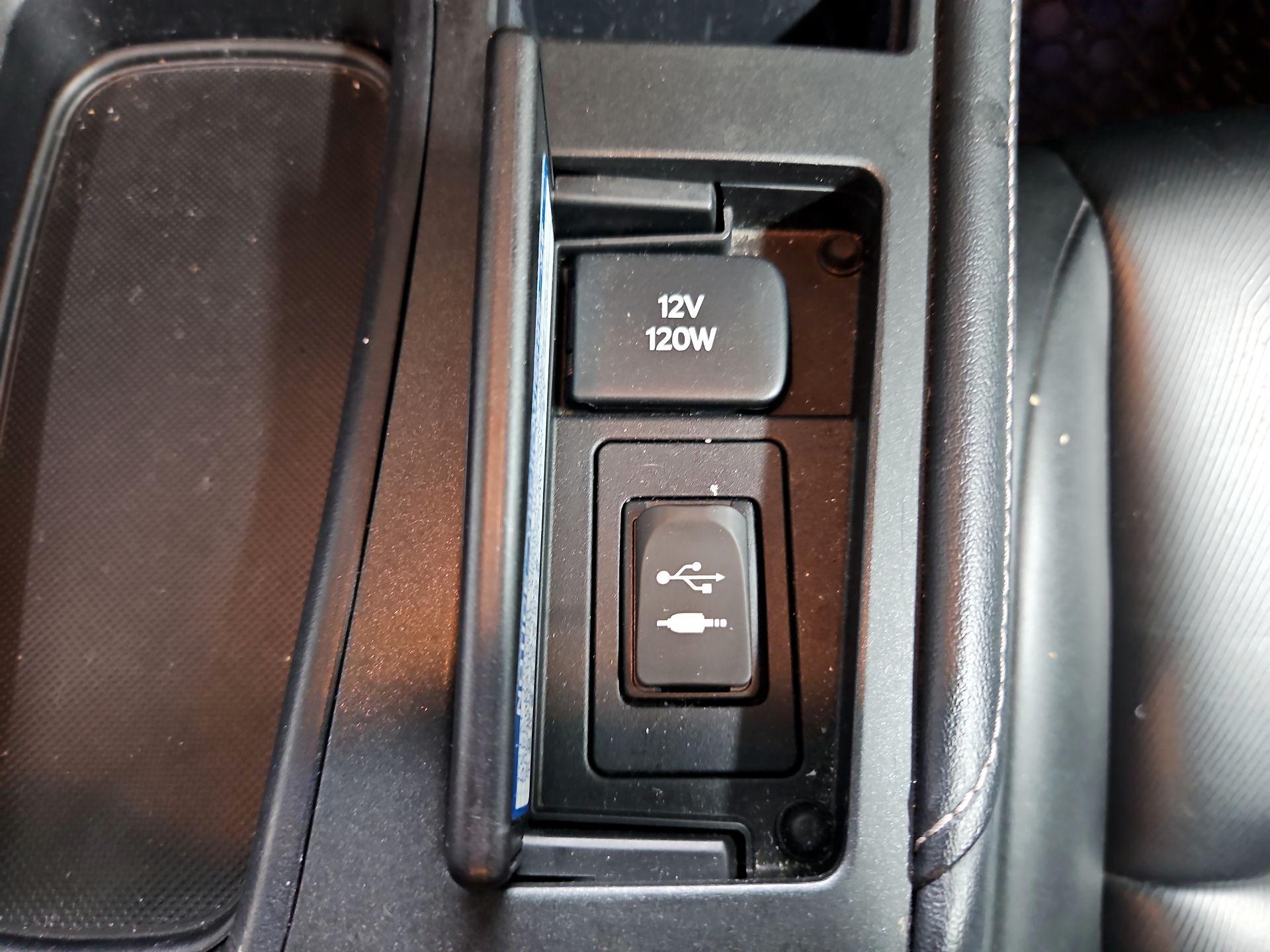 Thumbnail: 2014 Lexus CT - 18
