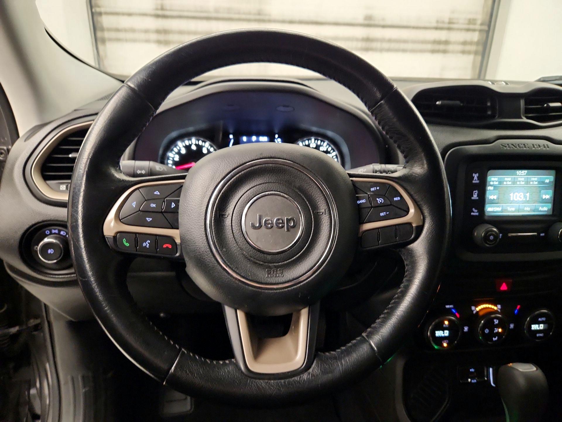 Thumbnail: 2017 Jeep Renegade - 10
