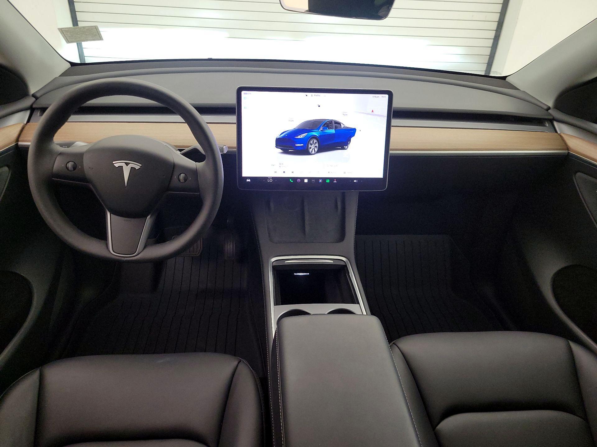 Thumbnail: 2024 Tesla Model Y - 9