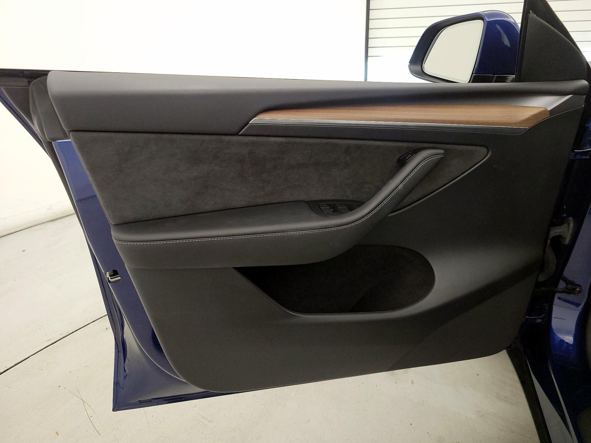 Thumbnail: 2024 Tesla Model Y - 12