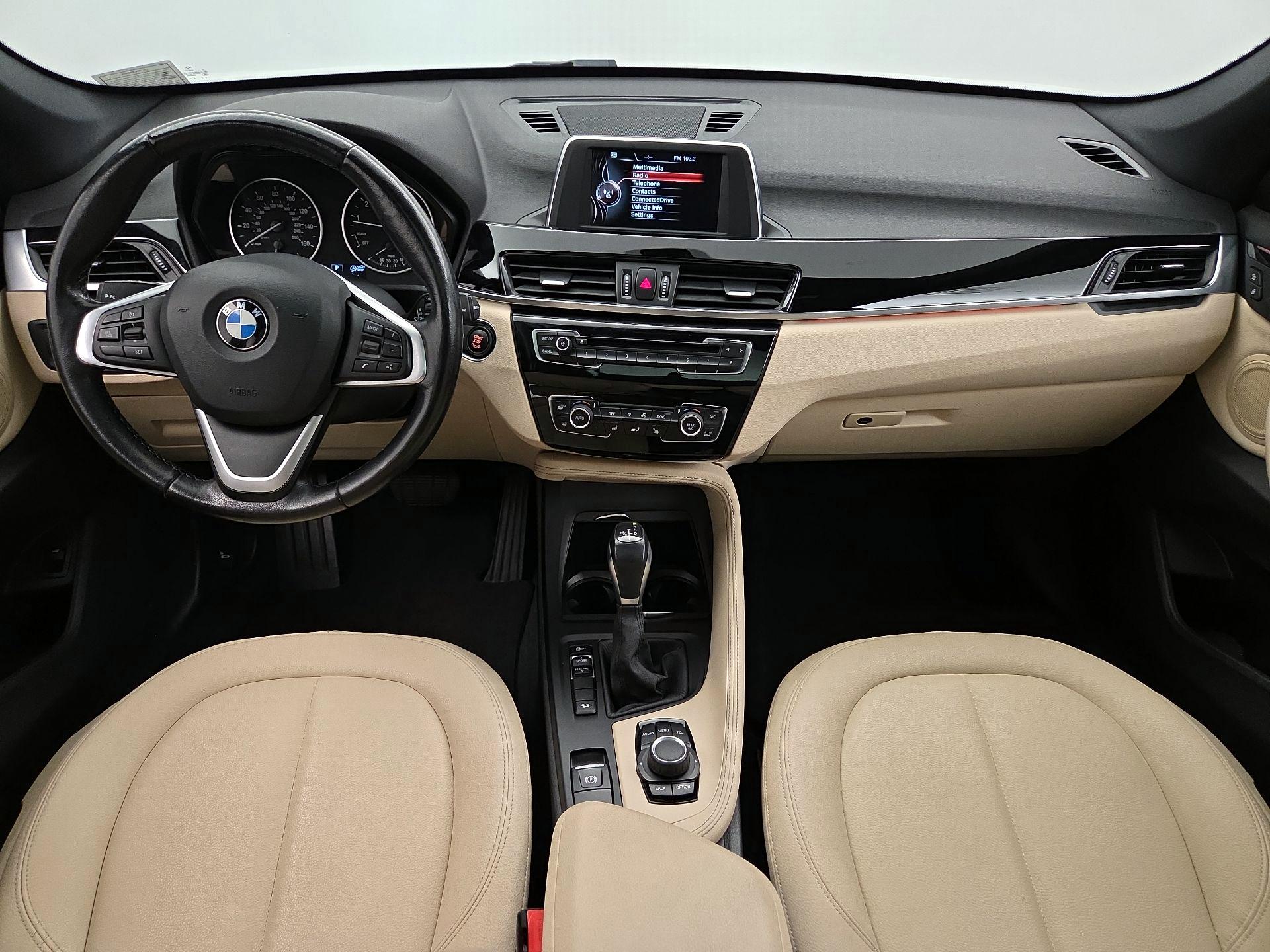Thumbnail: 2017 BMW X1 - 9