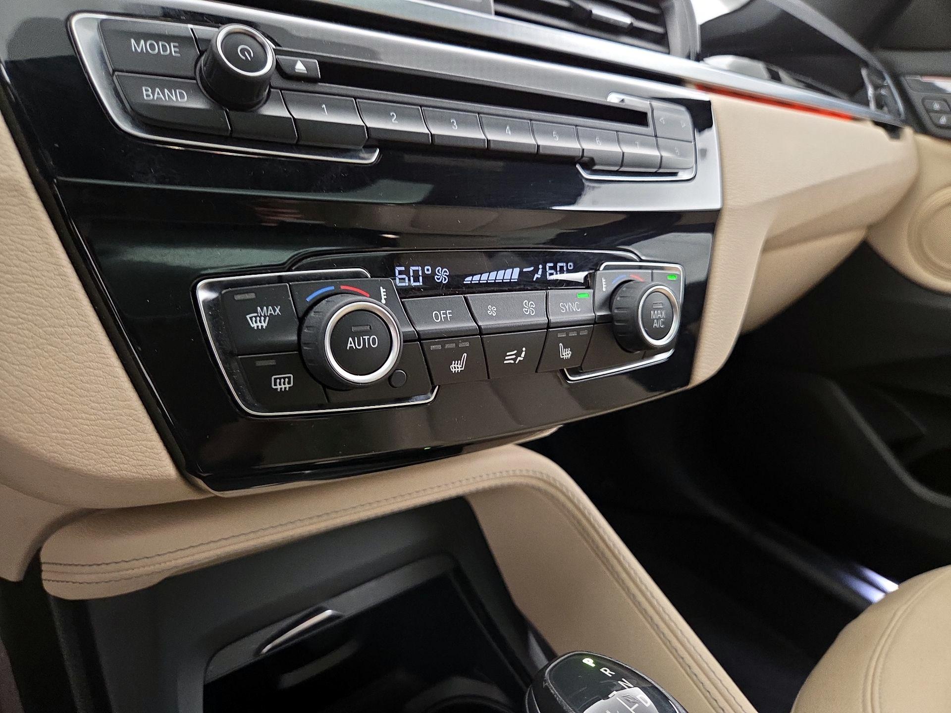 Thumbnail: 2017 BMW X1 - 15