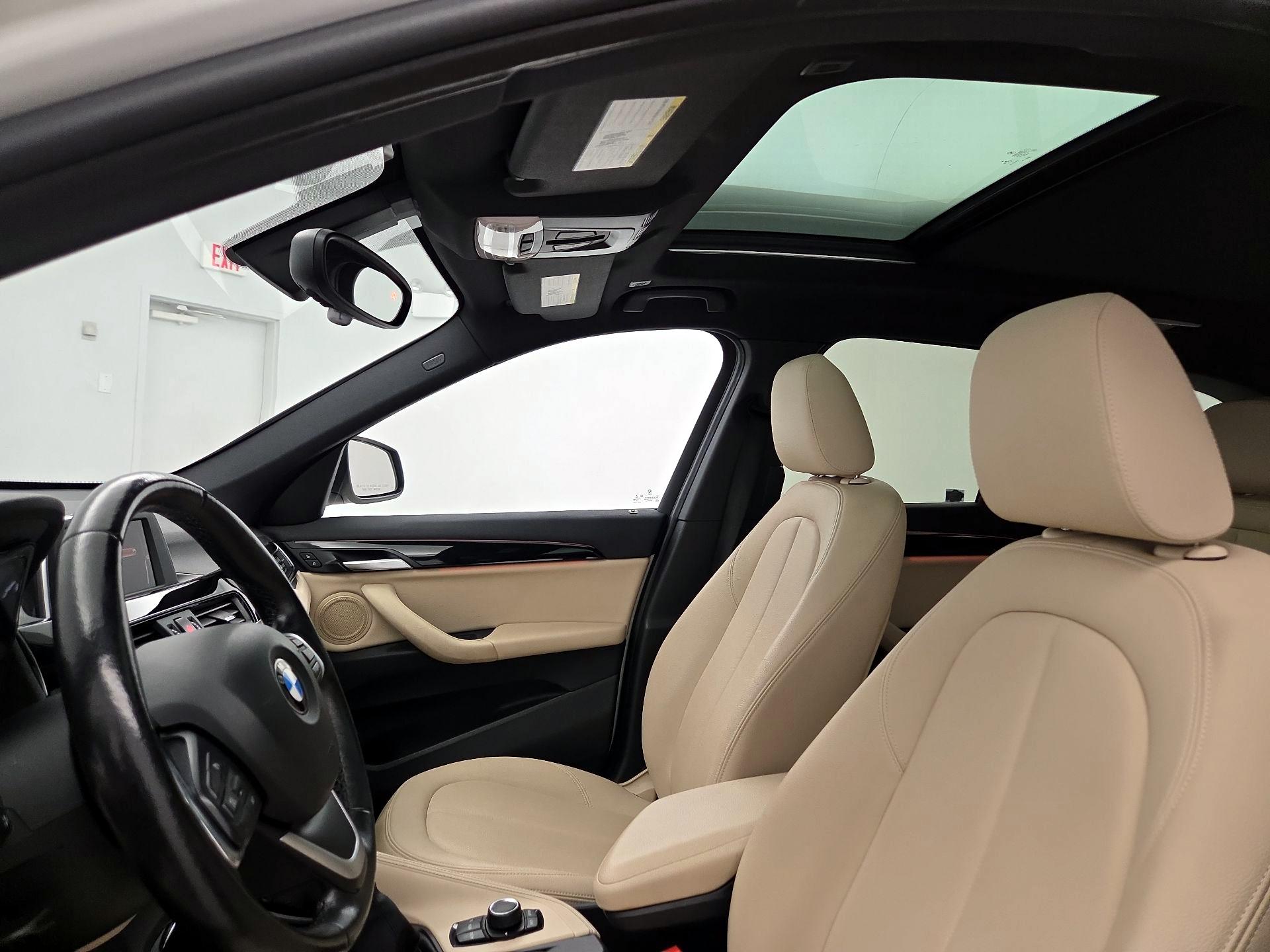 Thumbnail: 2017 BMW X1 - 18