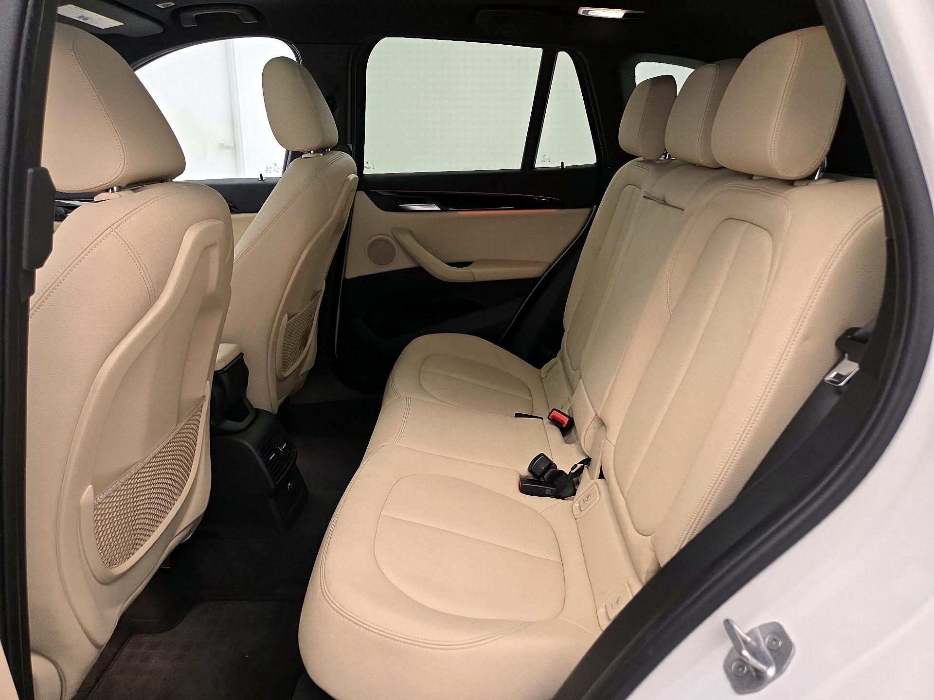 Thumbnail: 2017 BMW X1 - 19