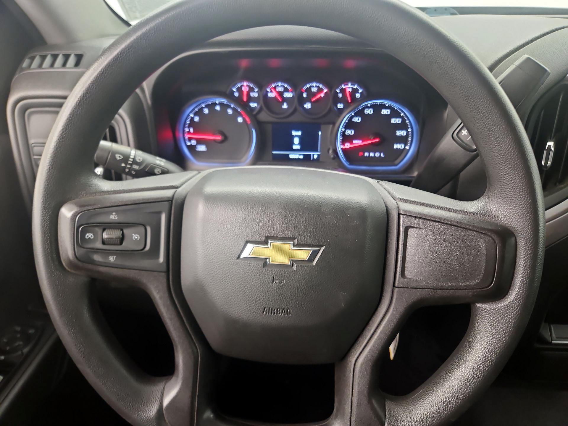 Thumbnail: 2020 Chevrolet Silverado 1500 - 10