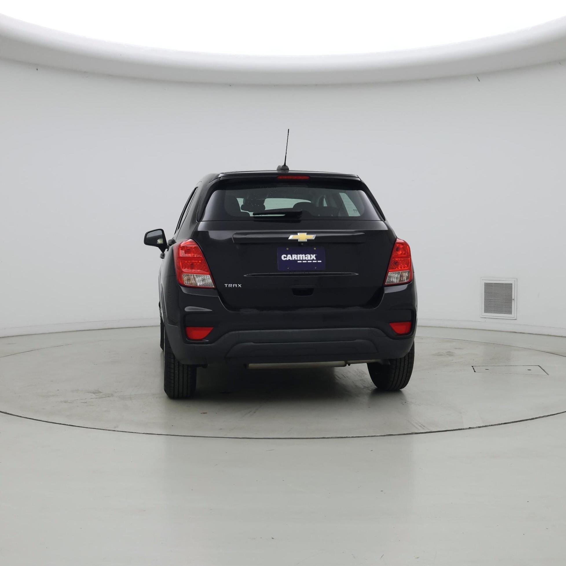 Thumbnail: 2018 Chevrolet Trax - 6
