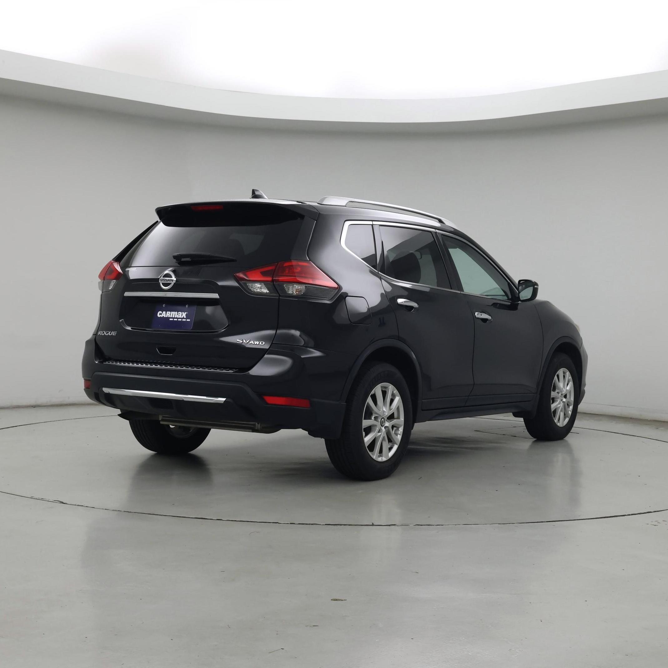 Thumbnail: 2017 Nissan Rogue - 8