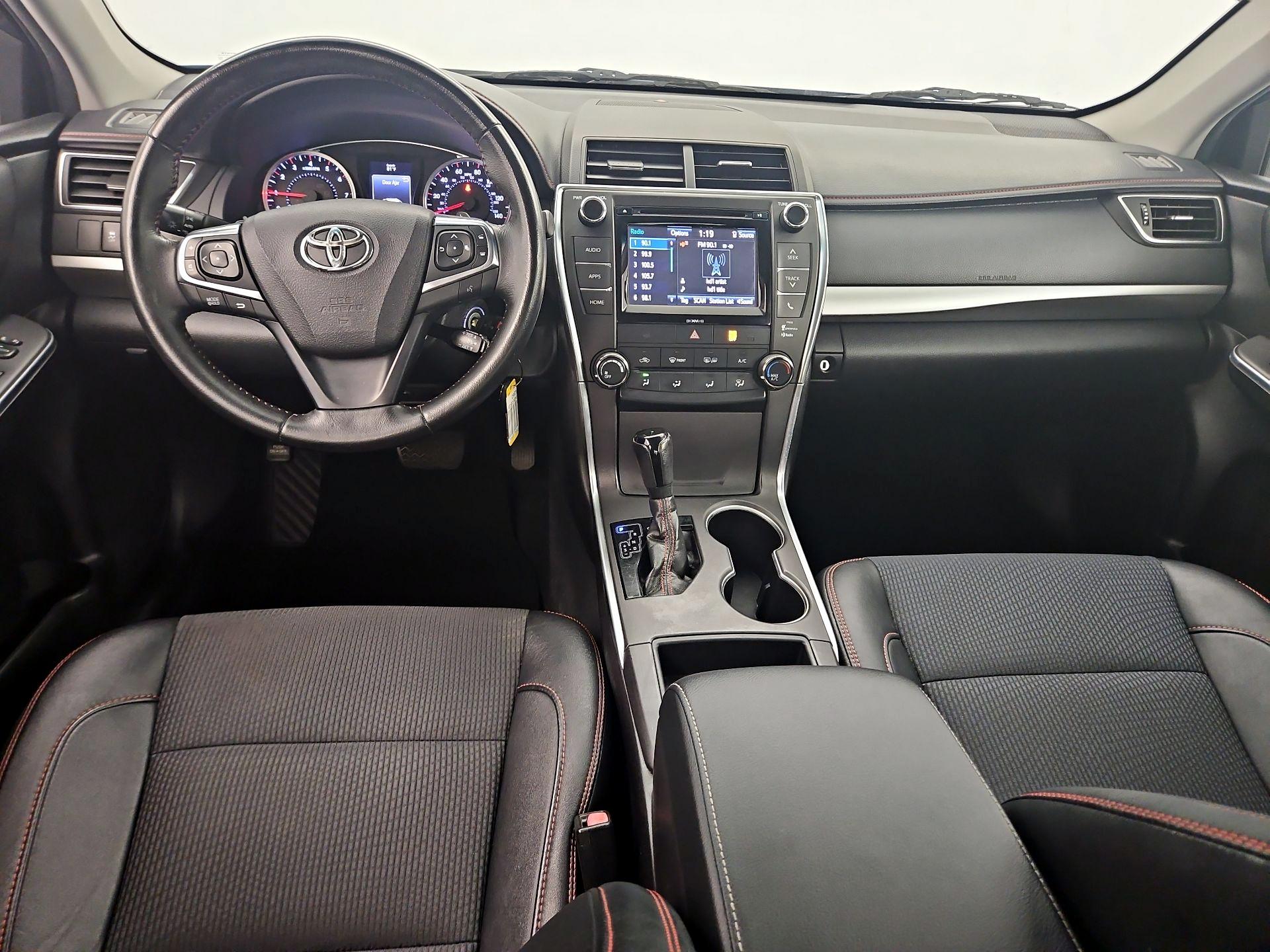 Thumbnail: 2017 Toyota Camry - 9