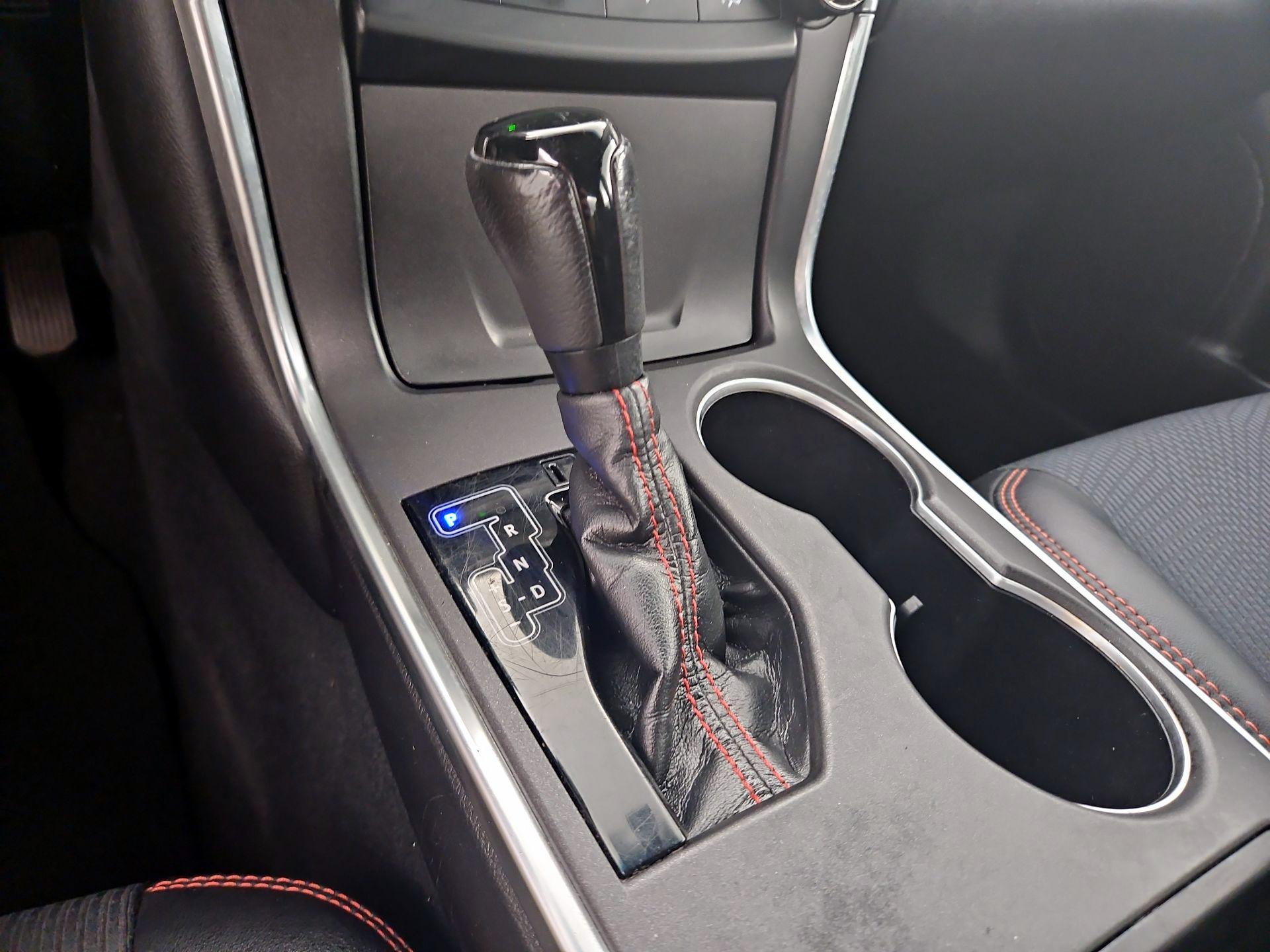 Thumbnail: 2017 Toyota Camry - 16