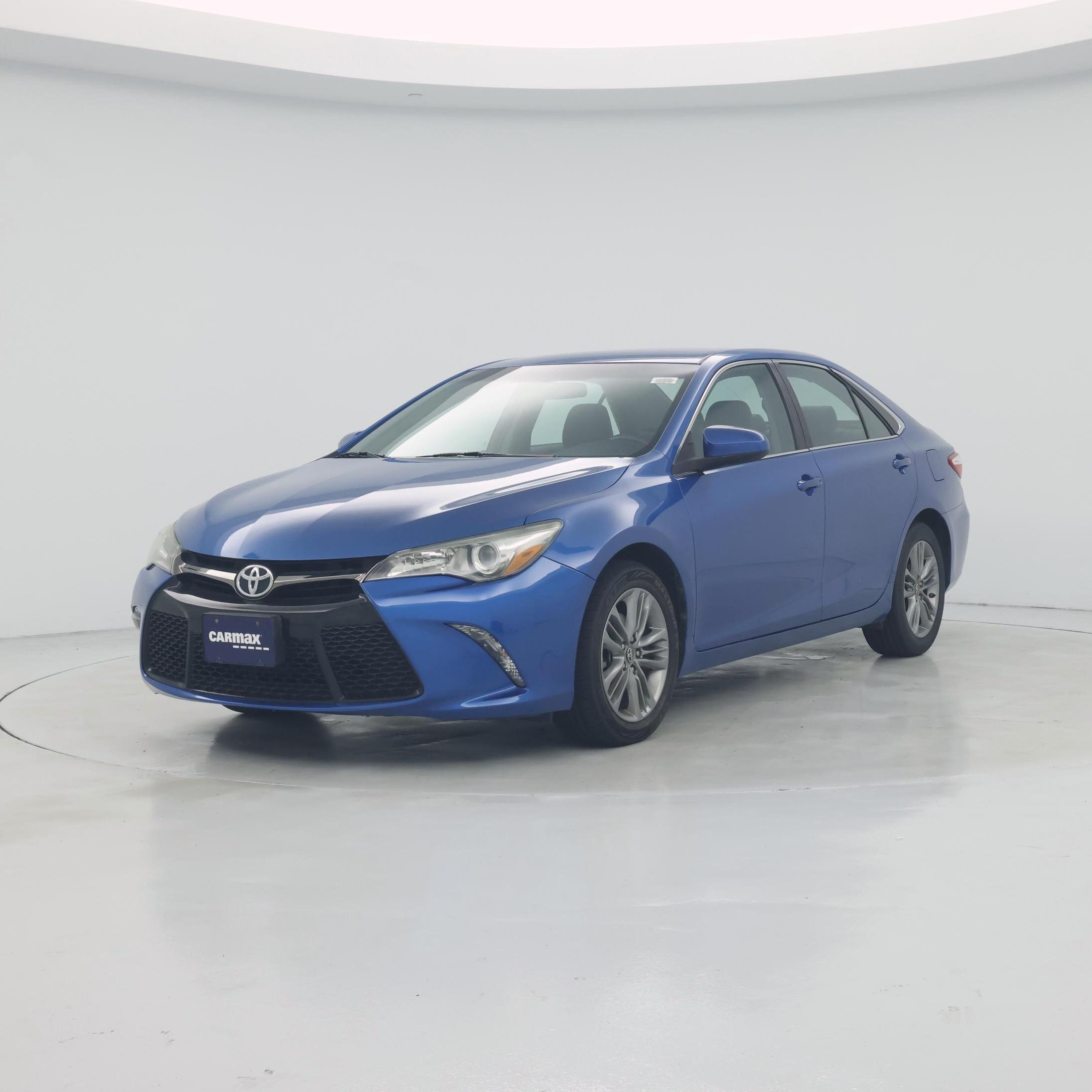 Thumbnail: 2017 Toyota Camry - 4