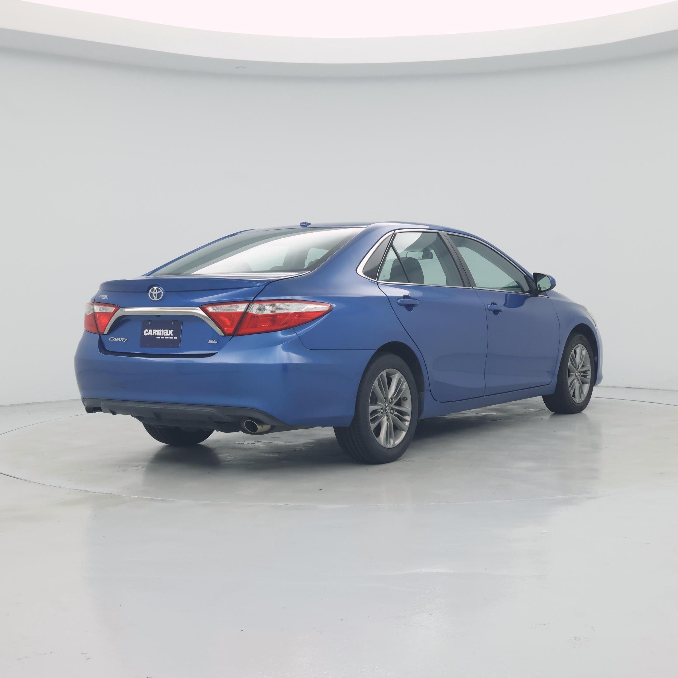 Thumbnail: 2017 Toyota Camry - 8